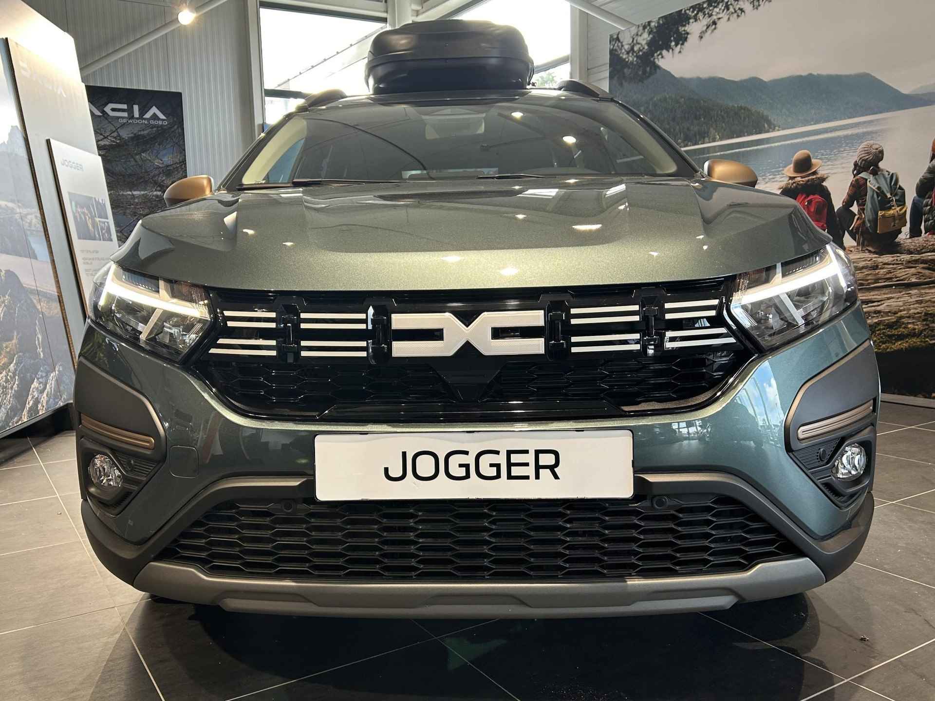 Dacia Jogger 1.6 Hybrid 140 Extreme 7p. | Profiteer nu van de Dacia Experience days met €500,- EXTRA korting | En de 50/50 Deal tegen 2,9% rente + 5 jaar gratis garantie! | Nu uit voorraad leverbaar | - 8/34