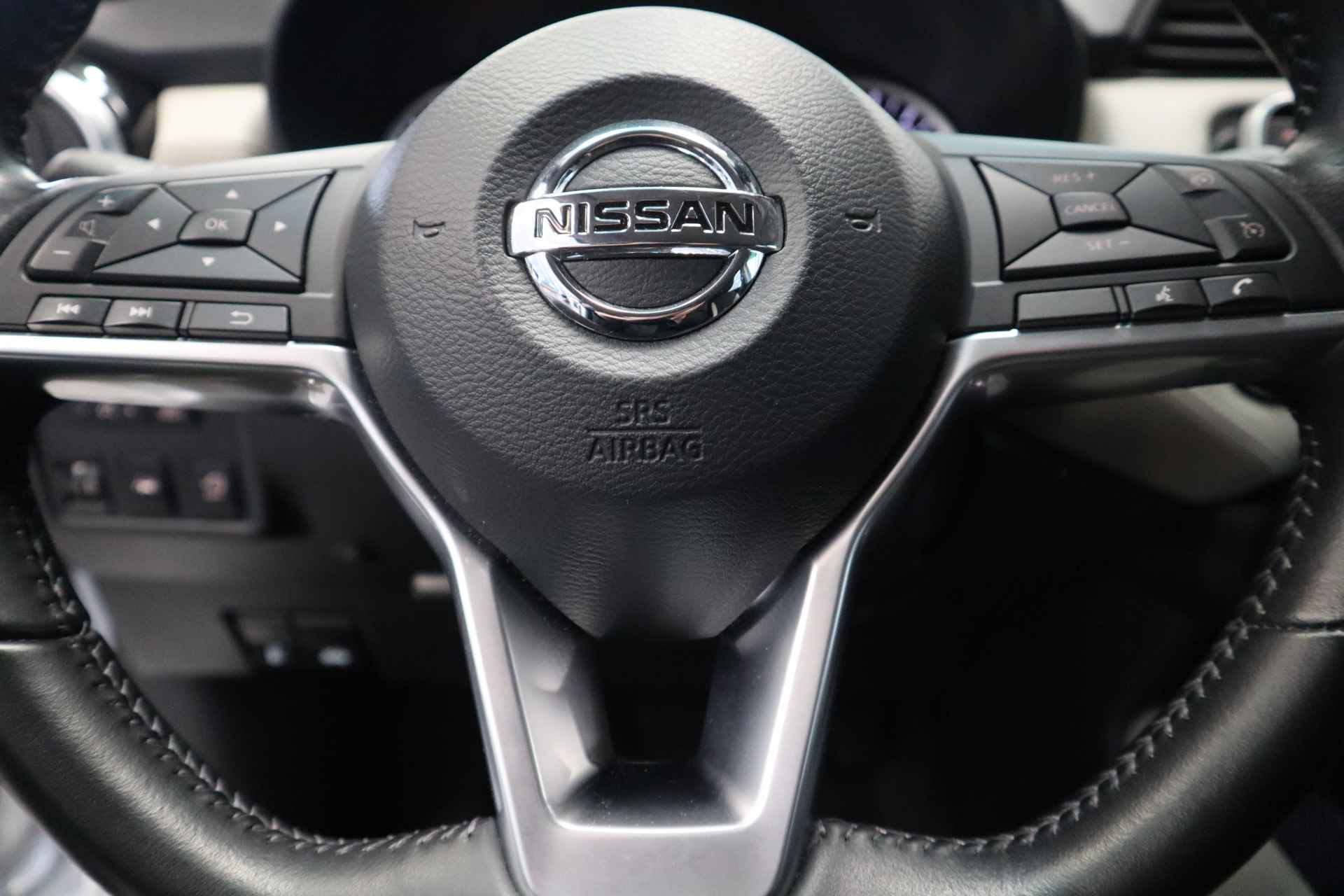 Nissan Micra 1.0 IG-T Tekna Automaat, Navigatie , Lmv - 10/21