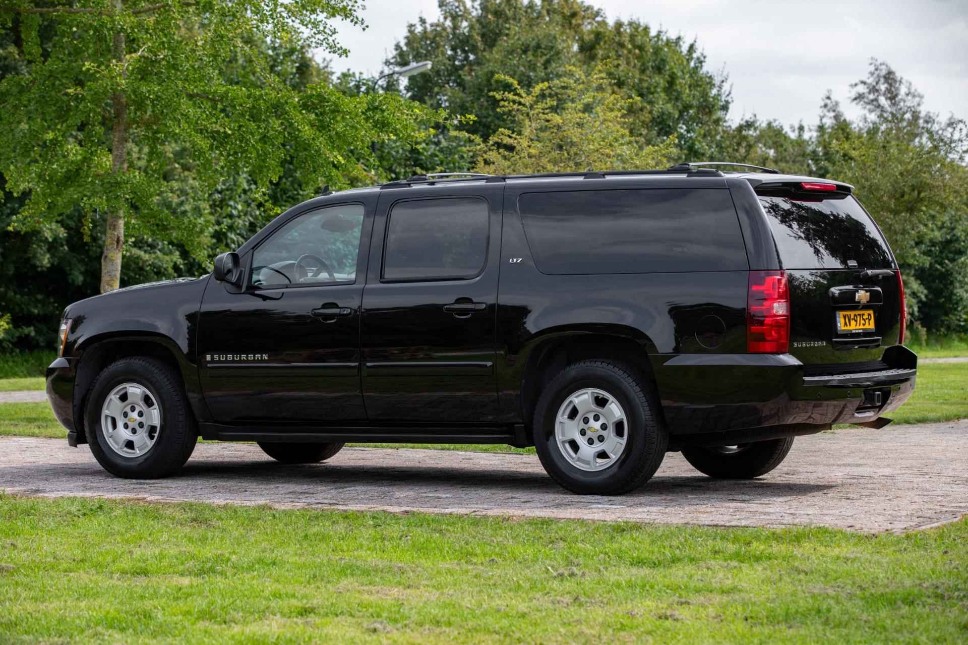 Chevrolet SUBURBAN LTZ V8 - 7/8-pers SUV Youngtimer - 8/41