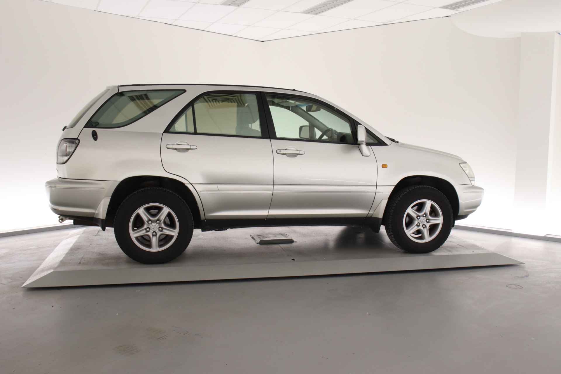 Lexus RX 300 V6 AWD Right Hand Drive | Gearbox not good - 9/27