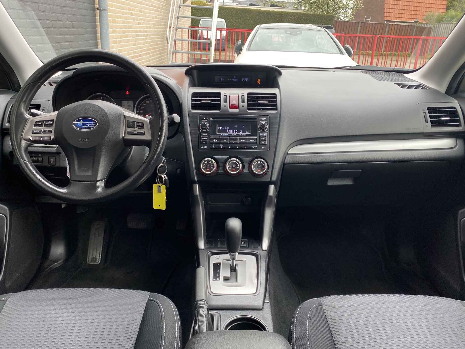 Subaru Forester 2.0 AWD Comfort AUT. | dealer onderhouden | navigatie | camera | climate control | trekhaak | cruise control - 19/36