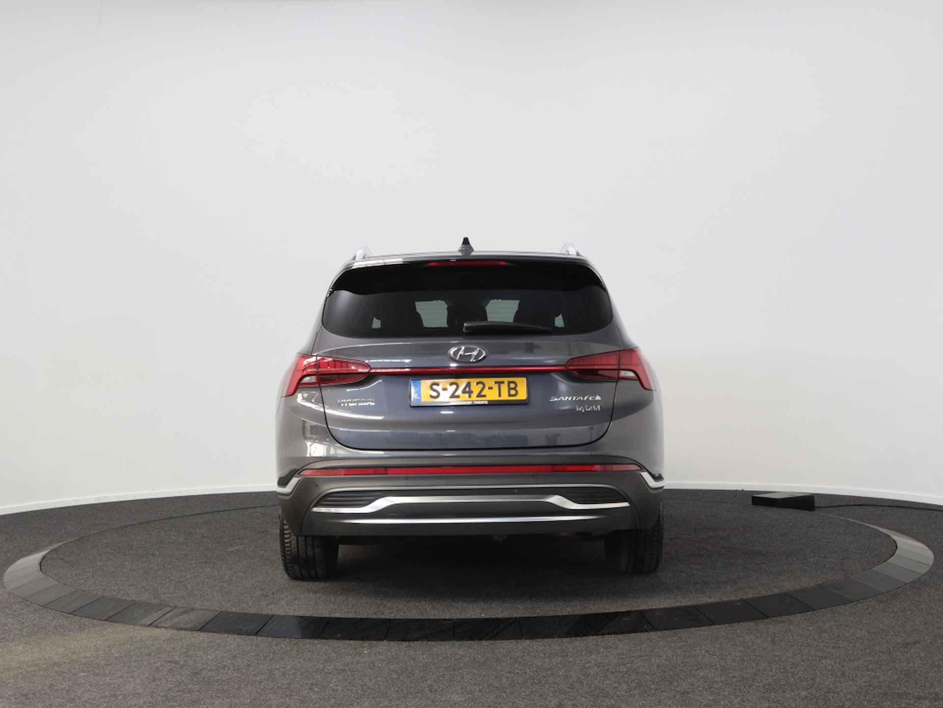 Hyundai Santa Fe 1.6 T-GDI HEV Premium Sky 7-persoons | 360 Camera | PL 889 pm - 10/59