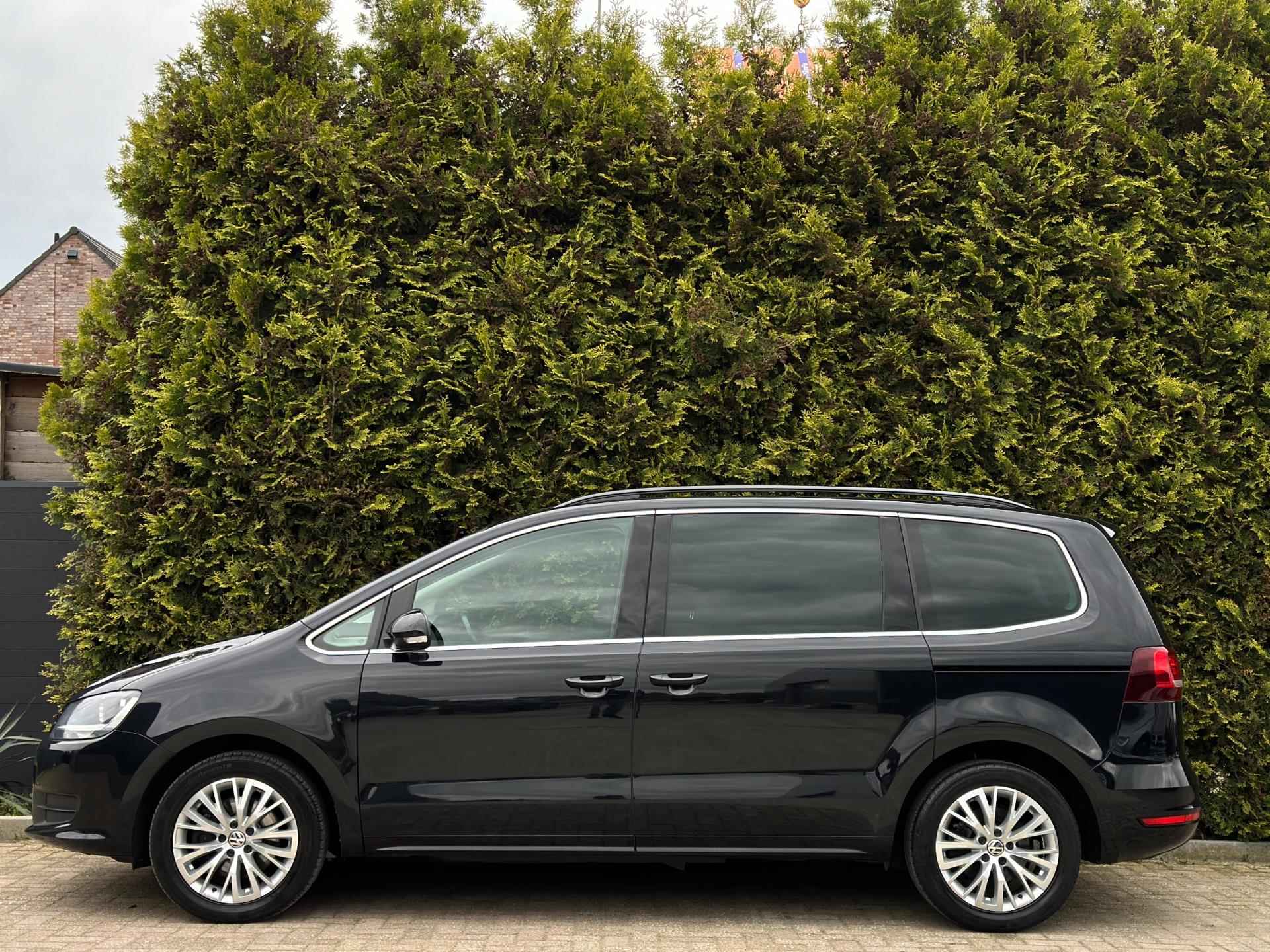 Volkswagen Sharan 1.4 TSI Exclusive Automaat CarPlay - 2/26