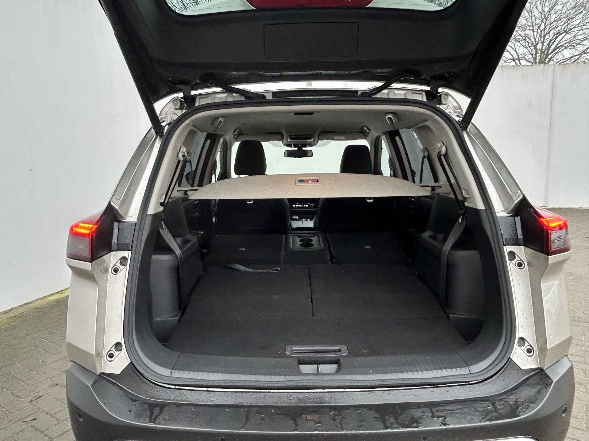 Nissan X-Trail 1.5 e-4orce Tekna 4WD 7p. / Trekhaak / 7 Persoons / Lederen Bekleding / Cruise Control Adaptief / Elektrische Achterklep / Rondomzicht Camera / - 26/42