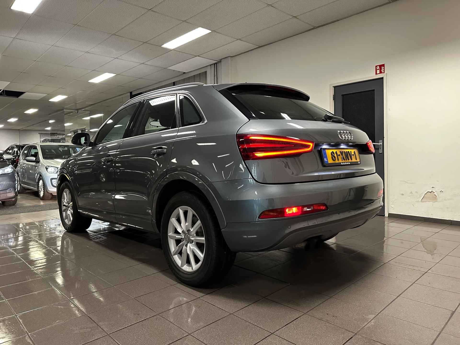 Audi Q3 2.0 TFSI quattro Pro Line * Xenon / Navigatie / Cruise control / LM Velgen / NL Auto * - 3/24