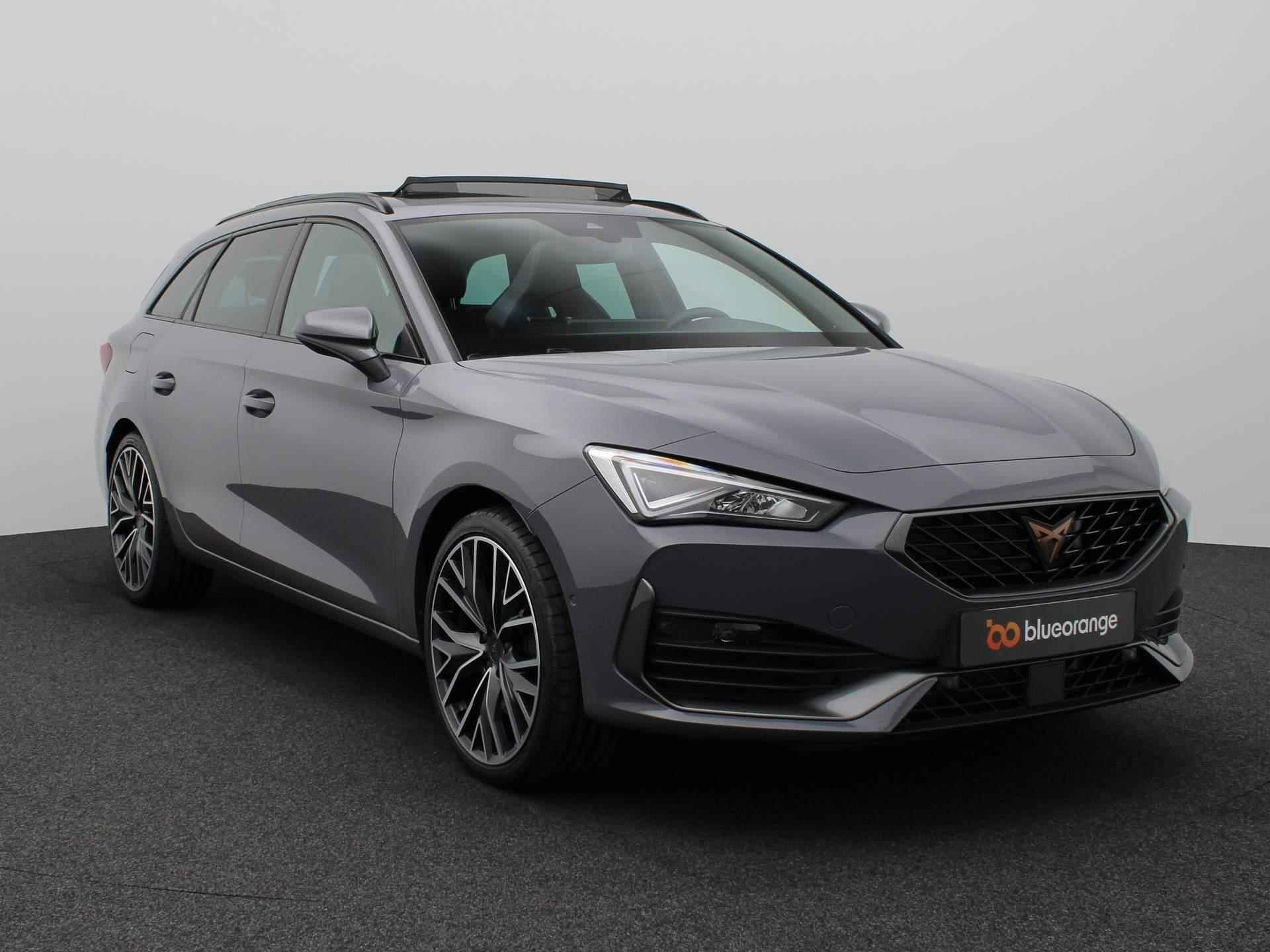 CUPRA Leon Sportstourer 1.4 e-Hybrid VZ Performance 245PK DSG Panoramadak, achteruitrijcamera, BeatsAudio, stuur/stoelverwarming, virtual pedal, keyless, side assist, alarm, 19'' lichtmetaal - 12/54