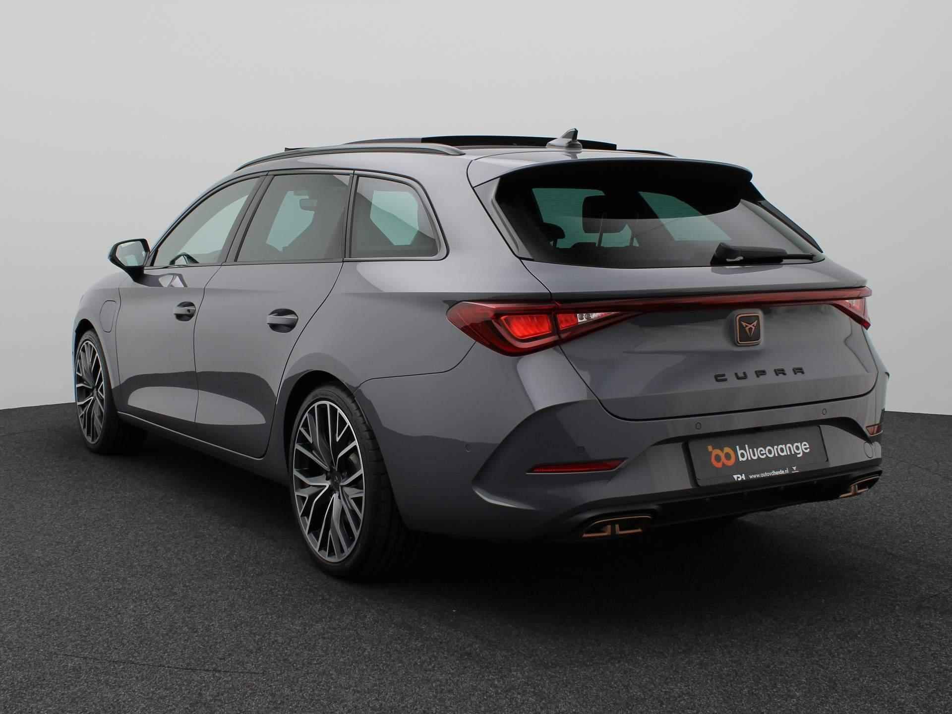 CUPRA Leon Sportstourer 1.4 e-Hybrid VZ Performance 245PK DSG Panoramadak, achteruitrijcamera, BeatsAudio, stuur/stoelverwarming, virtual pedal, keyless, side assist, alarm, 19'' lichtmetaal - 10/54