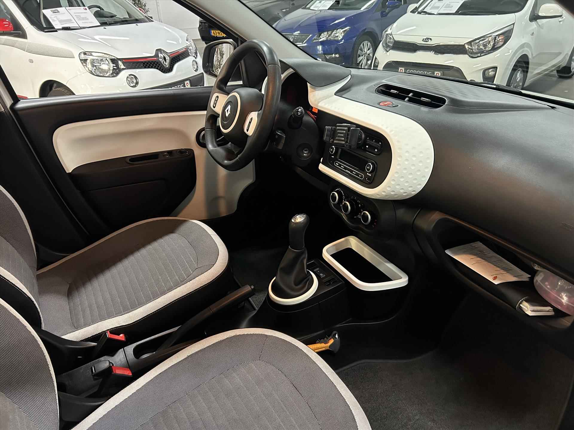 RENAULT Twingo 1.0 SCe 70pk Collection / AUDIO / AIRCO - 9/13