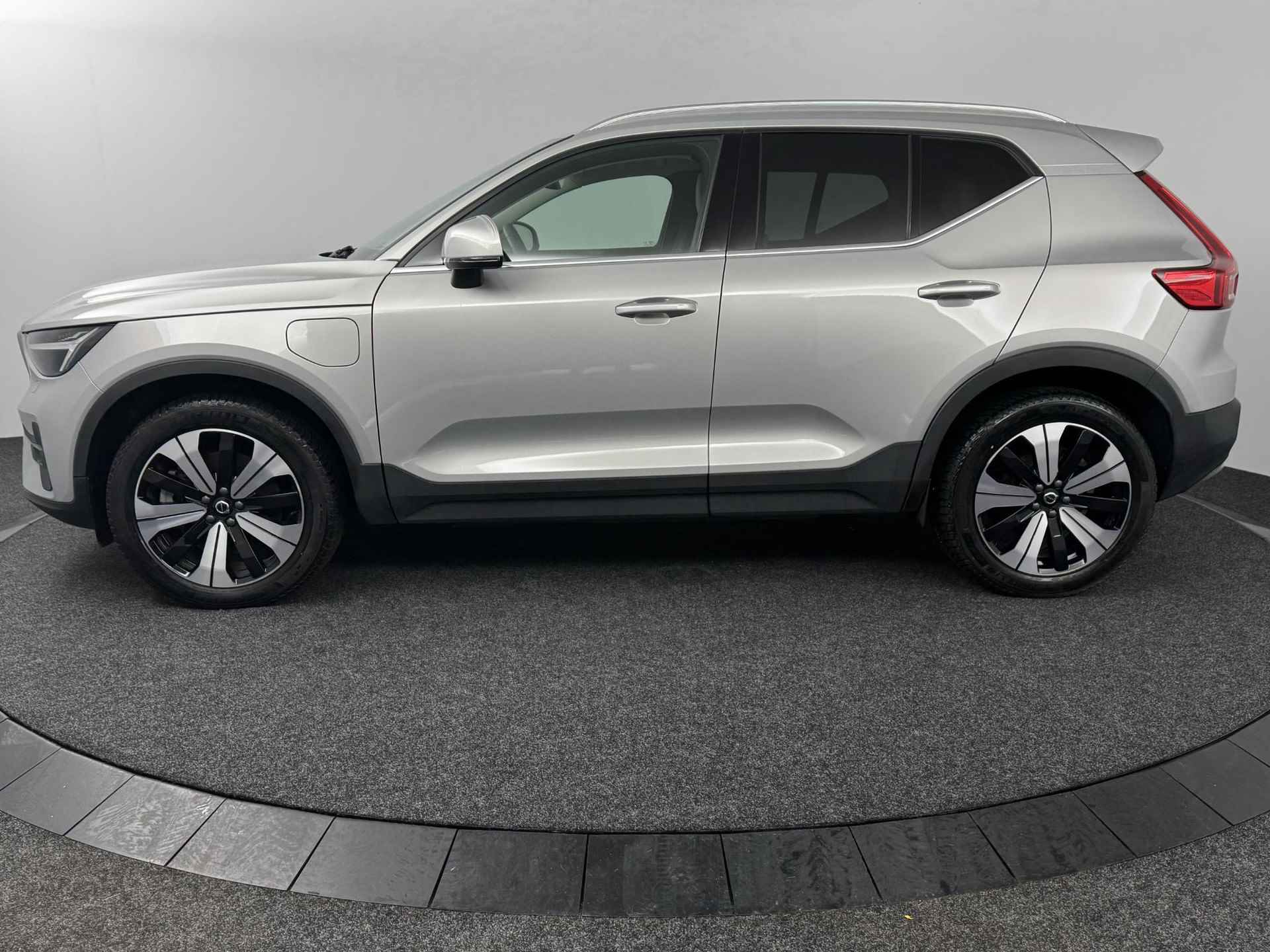 Volvo XC40 1.5 T4 Plug-in hybrid Ultimate Bright | Panoramadak | Trekhaak | Harman Kardon | - 6/47