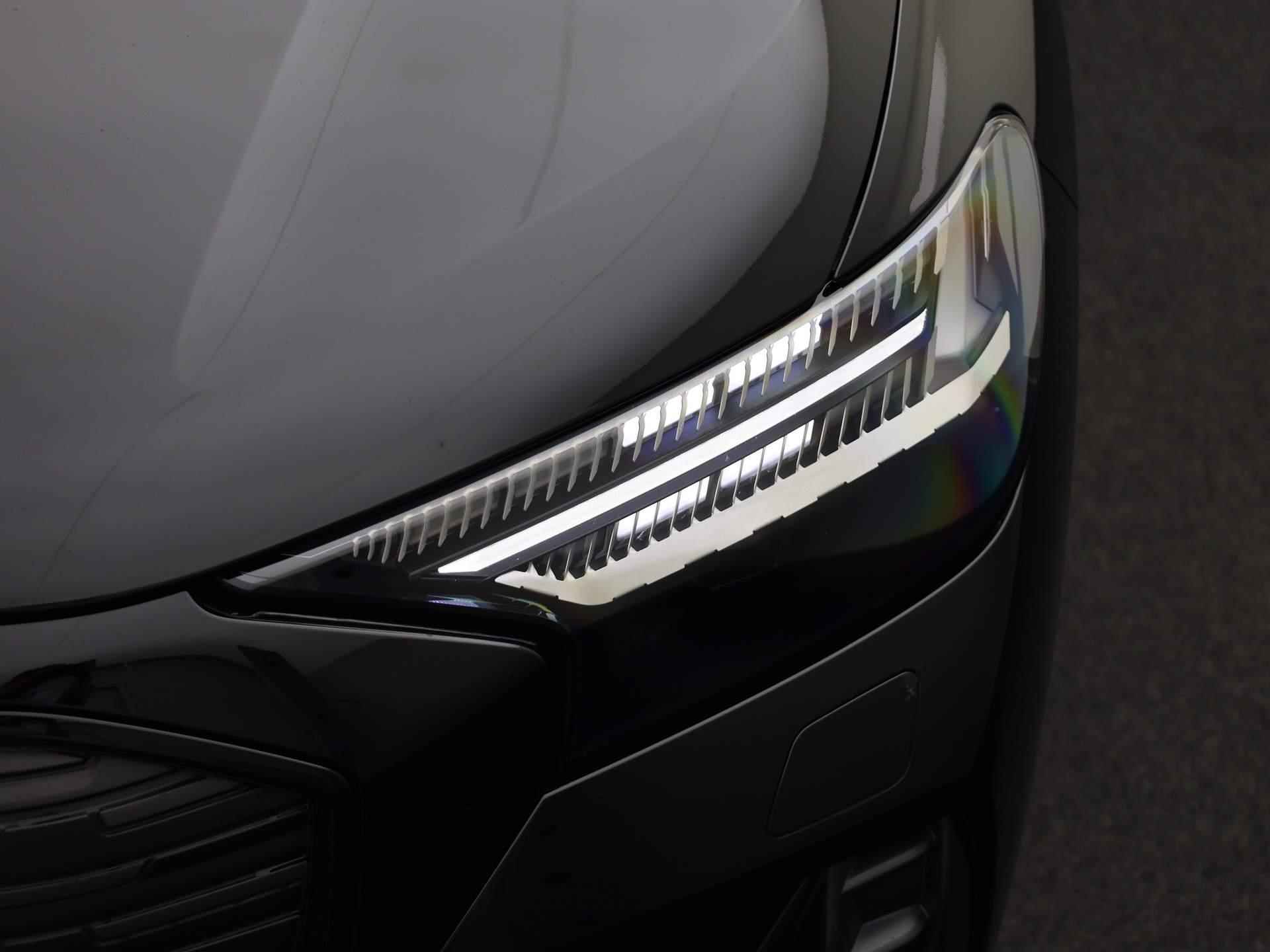 Audi Q4 Sportback e-tron 40 Advanced edition 82 kWh/204PK · Matrix LED Koplampen · Cruise control · 19" Velgen - 47/53