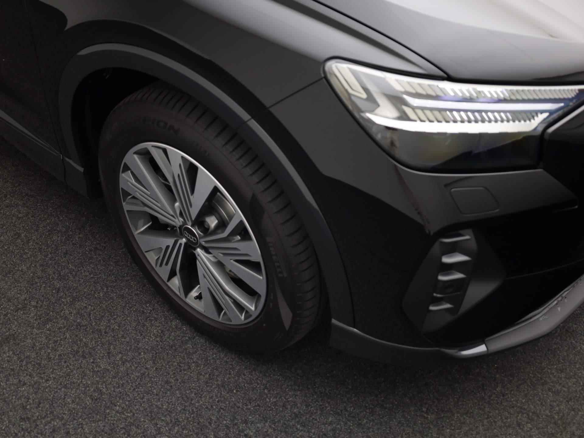 Audi Q4 Sportback e-tron 40 Advanced edition 82 kWh/204PK · Matrix LED Koplampen · Cruise control · 19" Velgen - 52/53