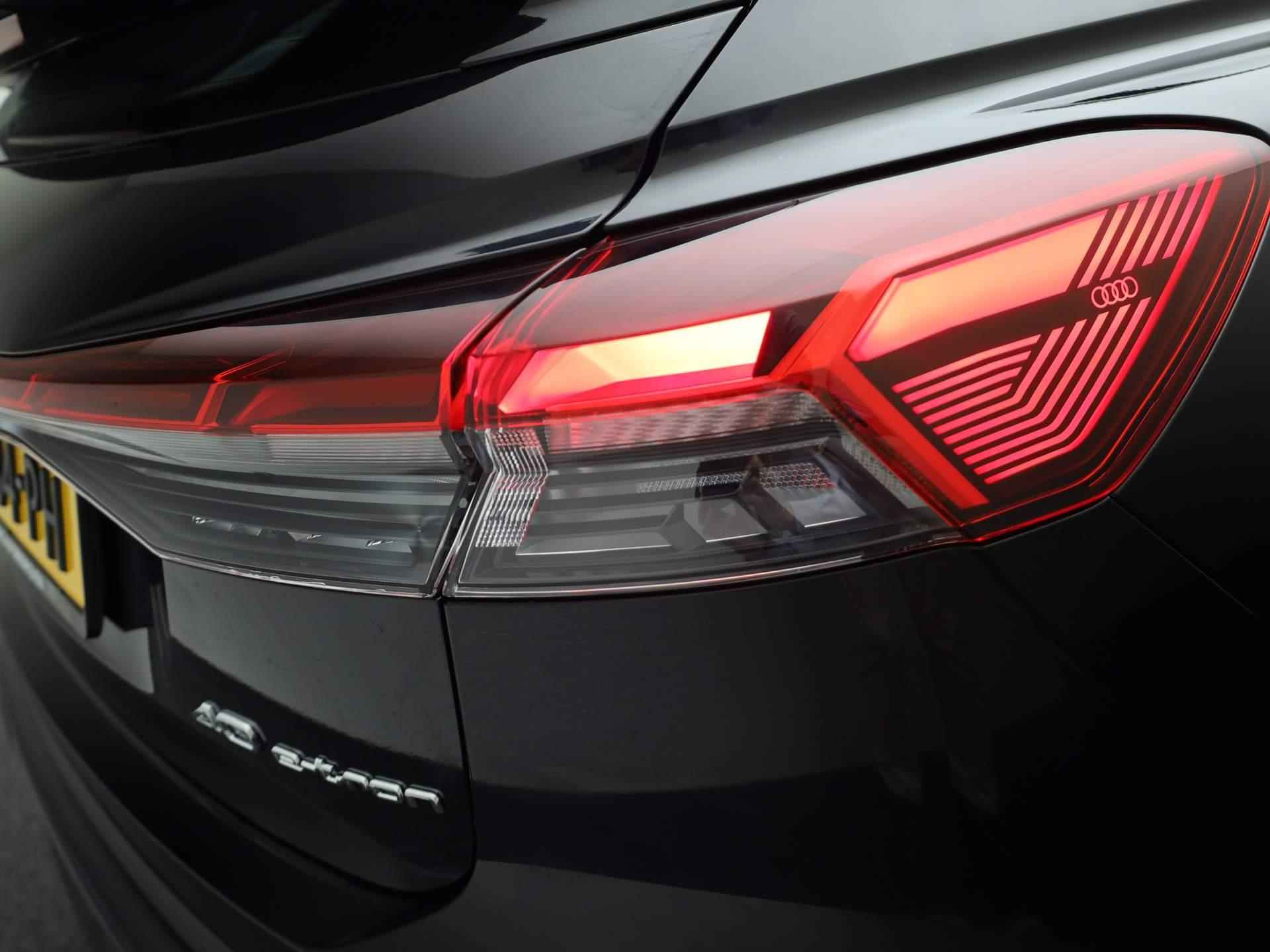Audi Q4 Sportback e-tron 40 Advanced edition 82 kWh/204PK · Matrix LED Koplampen · Cruise control · 19" Velgen - 19/53