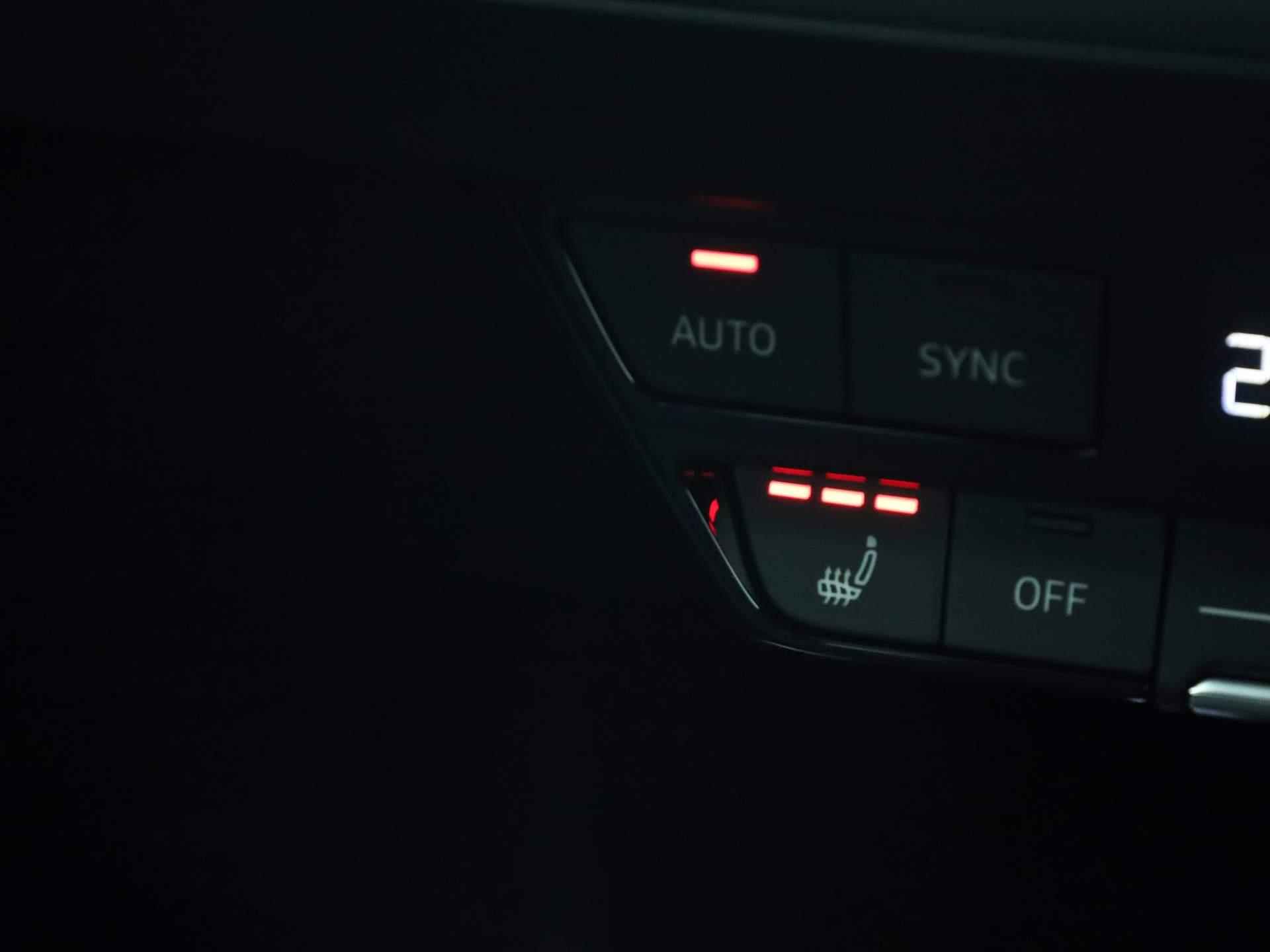 Audi Q4 Sportback e-tron 40 Advanced edition 82 kWh/204PK · Matrix LED Koplampen · Cruise control · 19" Velgen - 28/53