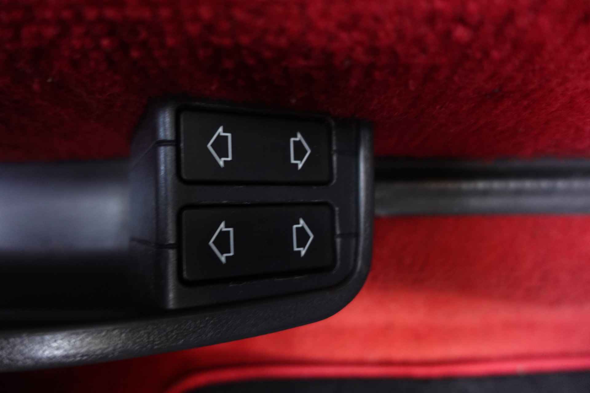 Peugeot 205 1.6 GTI | Org. Auto | technisch in topconditie | Liefhebber opgelet! - 41/47