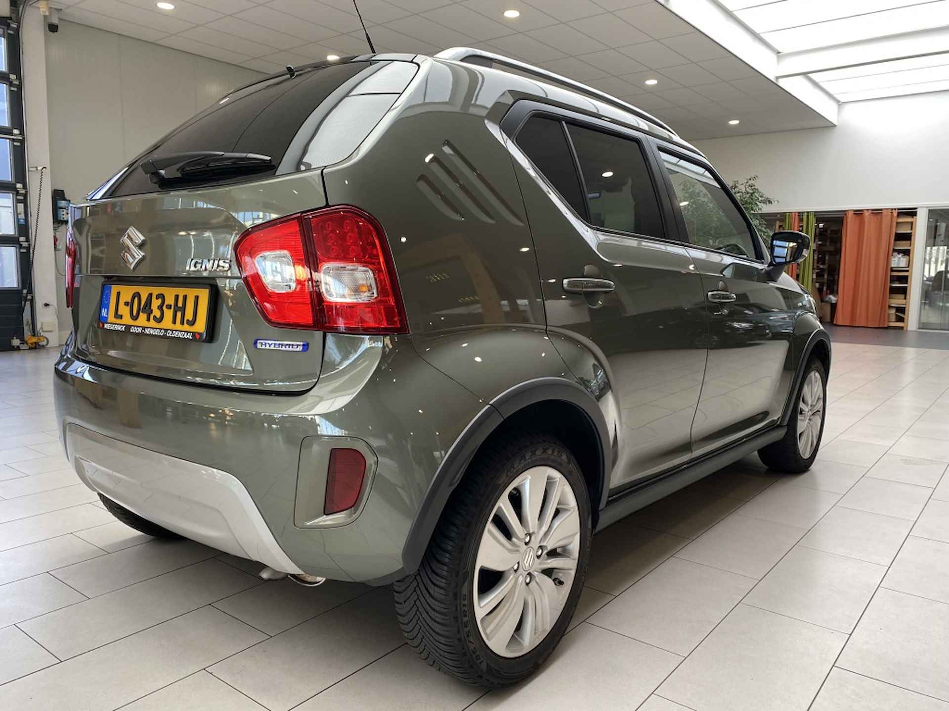 Suzuki Ignis 1.2 Hybride Style [ AUTOMAAT I 1e EIGENAAR I CRUISE I NAVI ] - 8/26