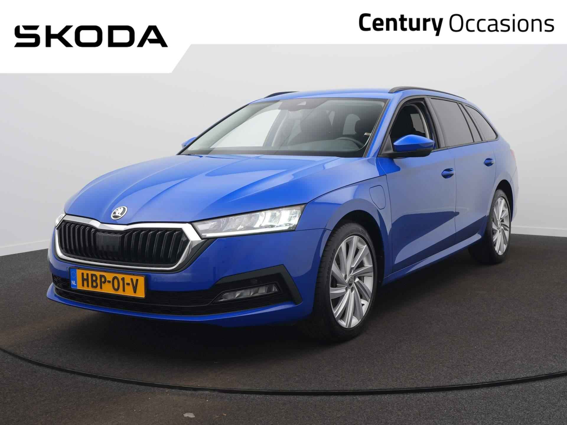 Skoda Octavia Combi 1.4 TSI iV PHEV Business Edition / Cruise / Climate / Carplay / Sensoren