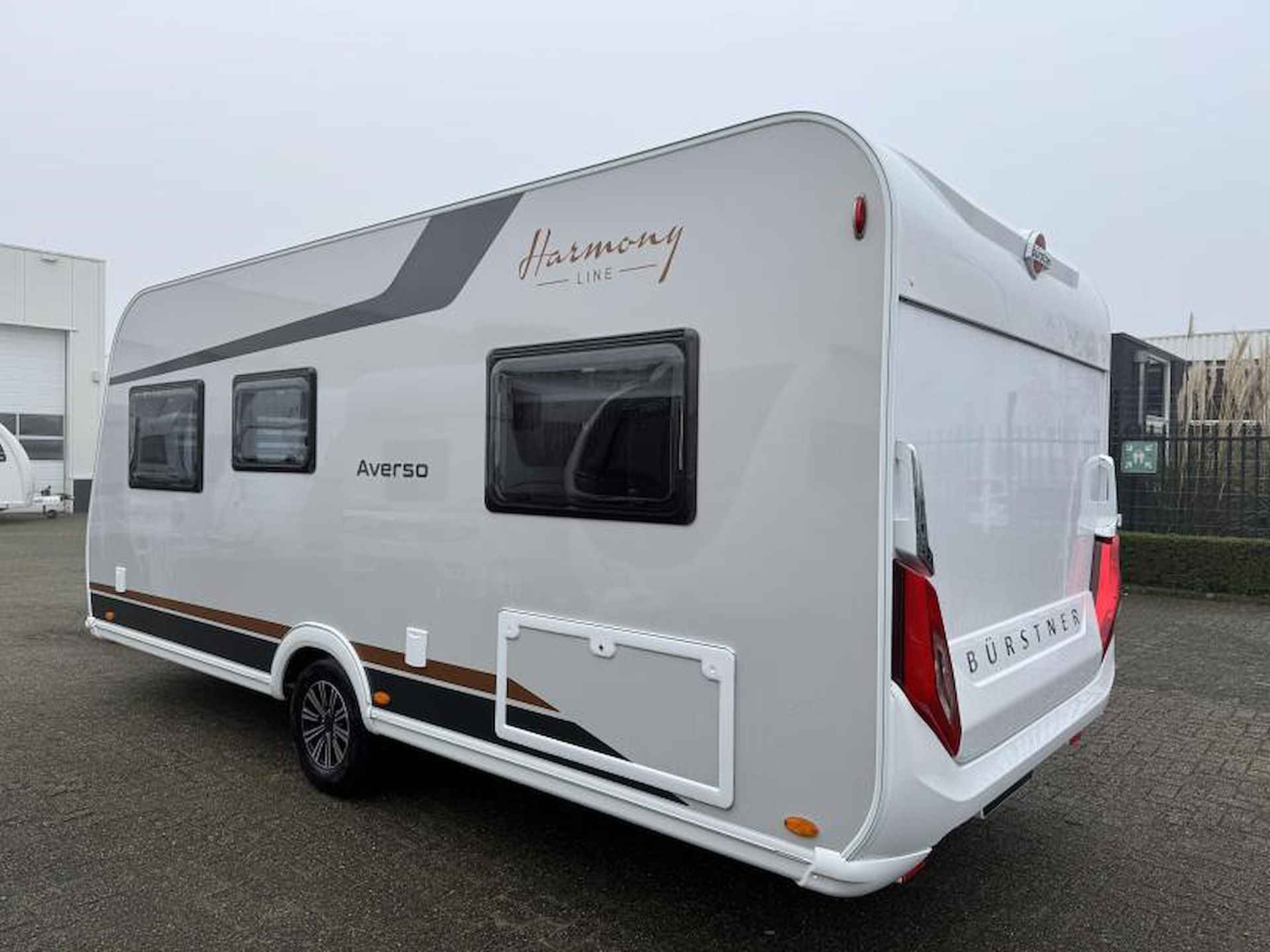 Bürstner Averso Harmony Line 465 TS - 4/19