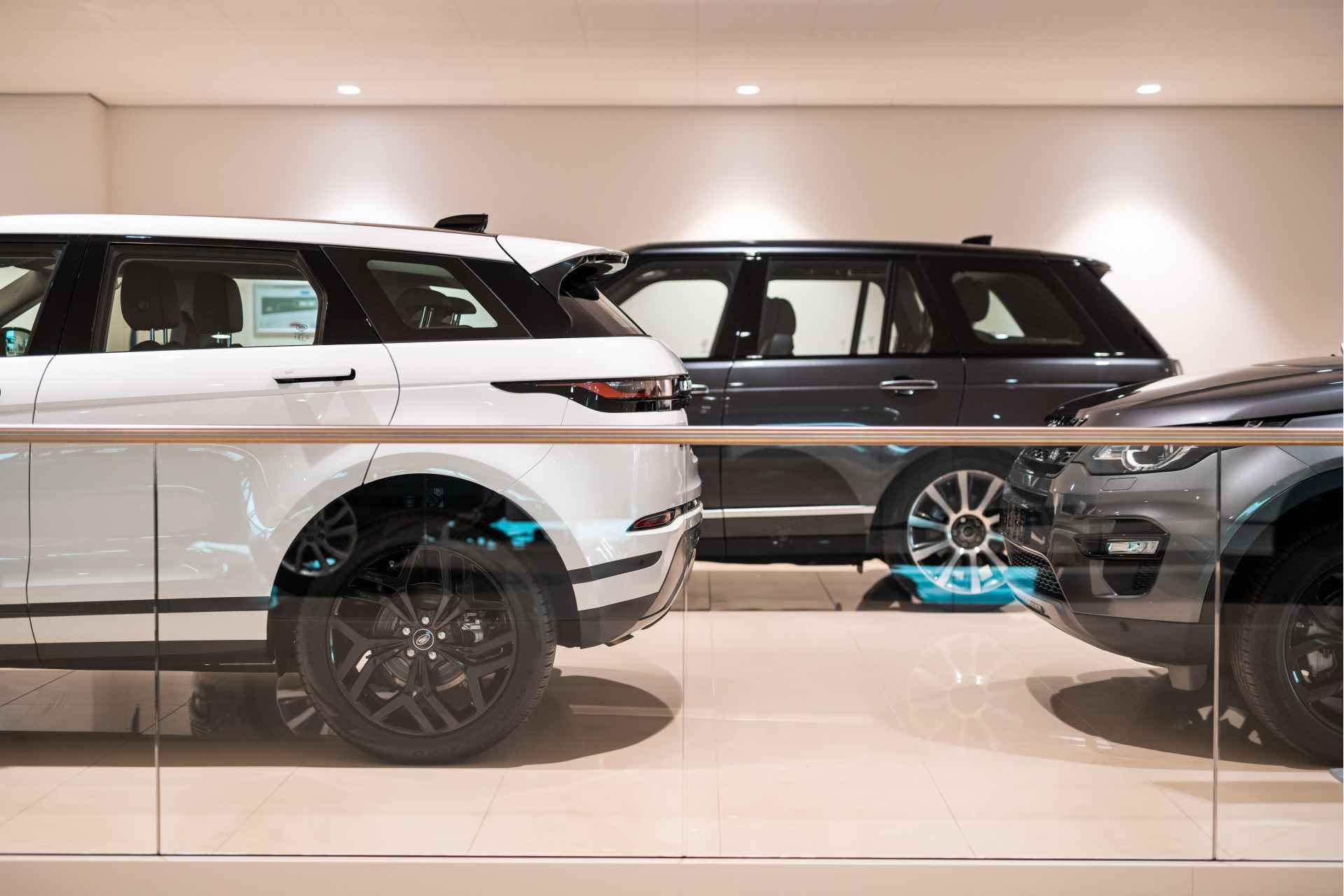 Land Rover Range Rover Velar 5.0 V8 SVAutobiography Dynamic Edition | Carbon Exterior Elements | Adaptive Dynamics | Koel/verwarmbare voorstoelen | NIEUWSTAAT - 44/47