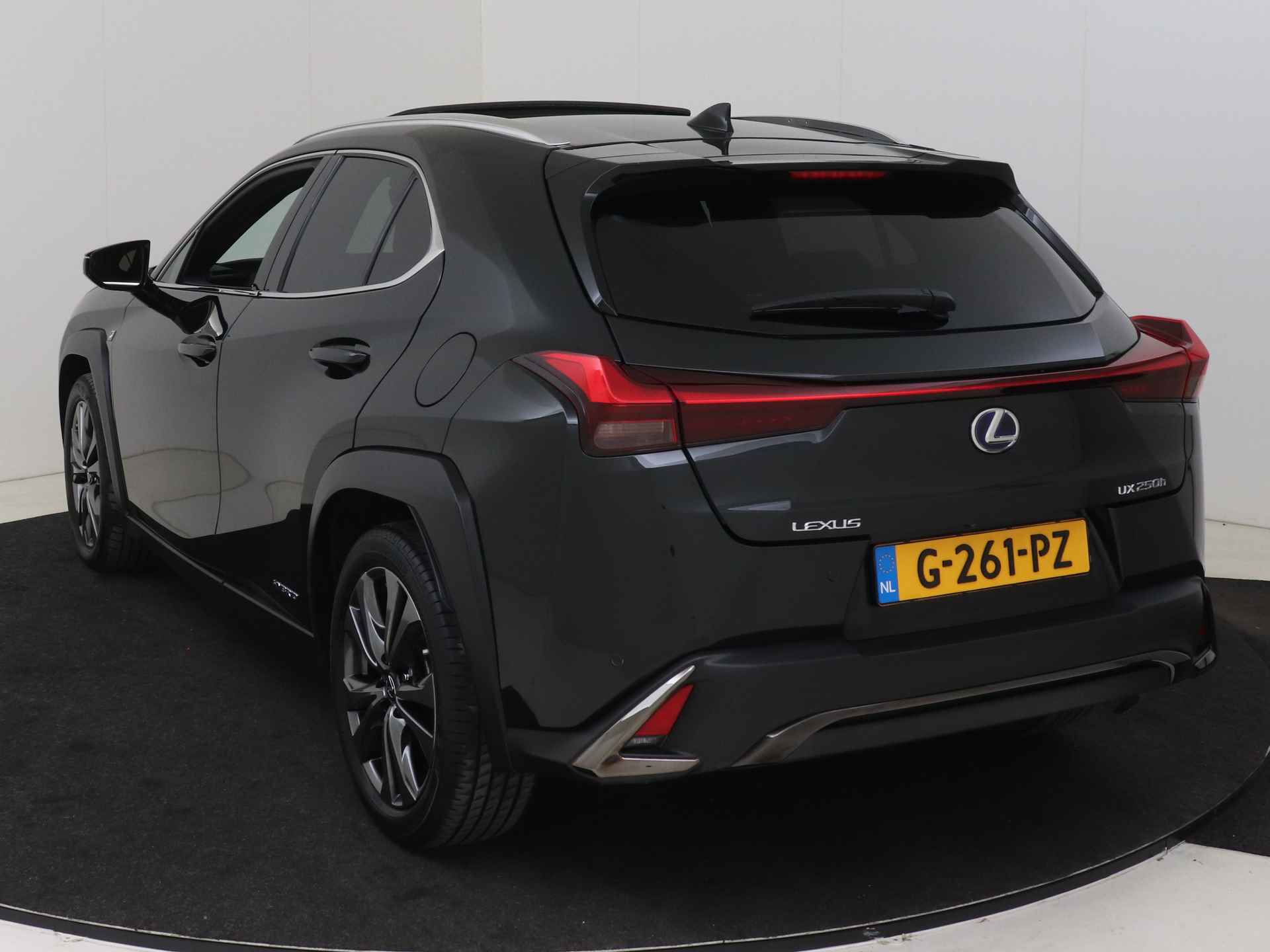 Lexus UX 250h AWD F Sport Premium | Mark Levinson | Sunroof | 360 Camera | - 3/53