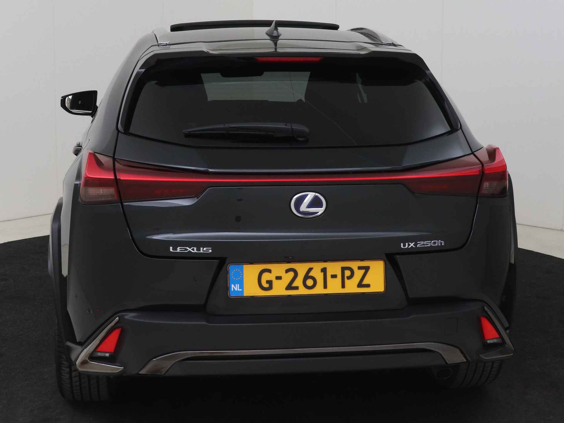 Lexus UX 250h AWD F Sport Premium | Mark Levinson | Sunroof | 360 Camera | - 40/53