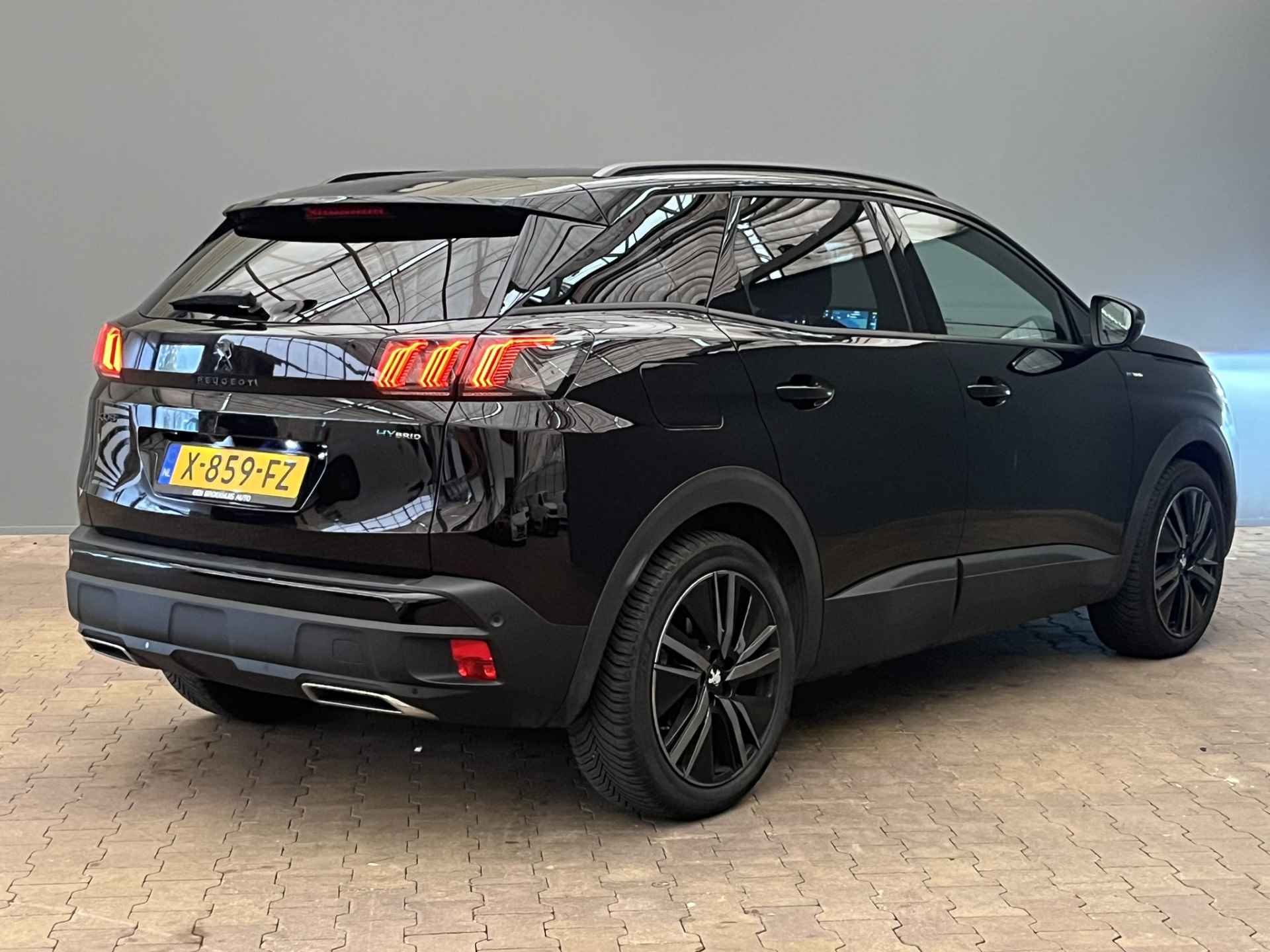 Peugeot 3008 1.6 HYbrid 225 GT | Black Pack | Panoramadak | Keyless | Elek.Klep | Camera | Adaptieve cruise | Clima | Dode hoek | DAB+ | Leder/Stof | 19'' Lichtmetaal | Getint glas | Carplay | 2023 | 23.300KM! | - 3/40