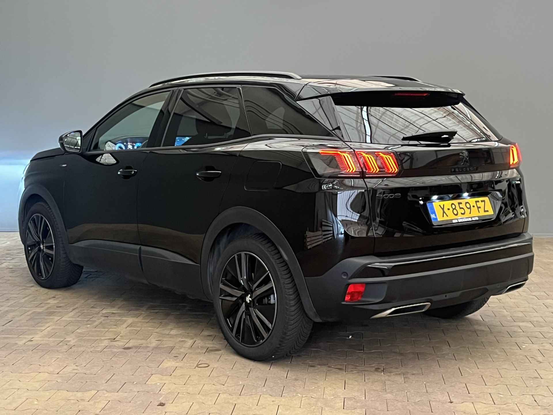 Peugeot 3008 1.6 HYbrid 225 GT | Black Pack | Panoramadak | Keyless | Elek.Klep | Camera | Adaptieve cruise | Clima | Dode hoek | DAB+ | Leder/Stof | 19'' Lichtmetaal | Getint glas | Carplay | 2023 | 23.300KM! | - 11/40