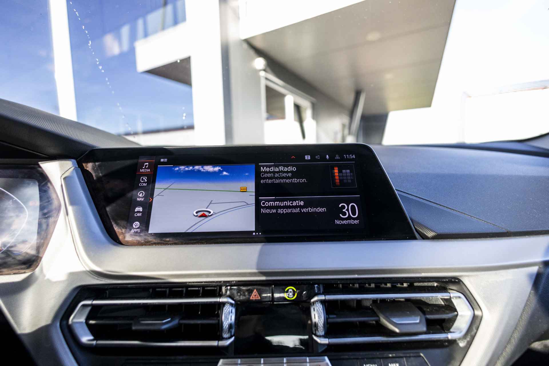 BMW 1-serie 118i Executive Edition | NL Auto | LED | Carplay | DAB - 24/36