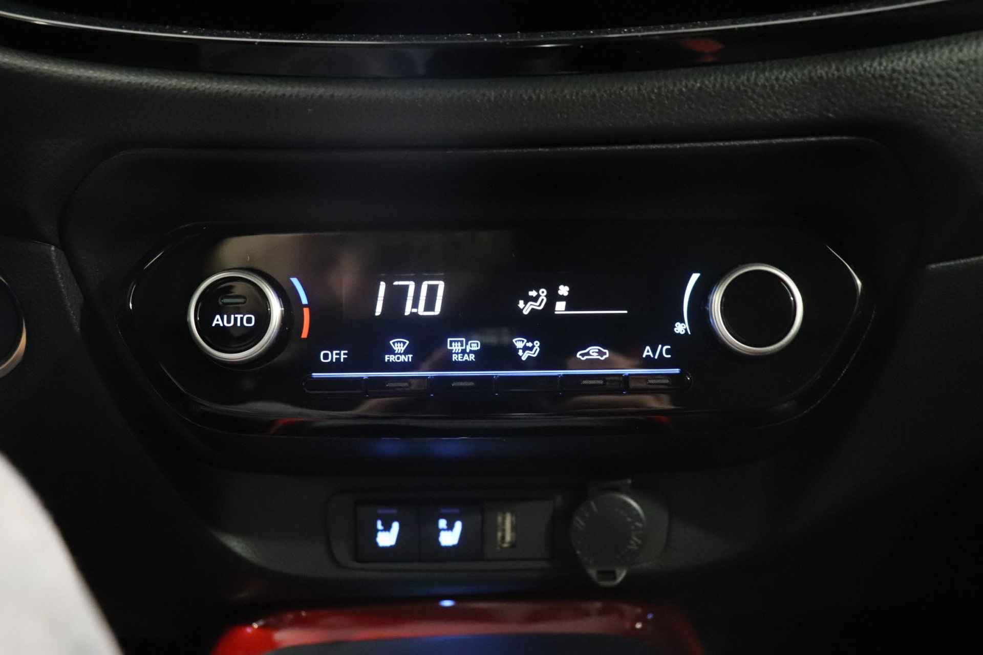 Toyota Aygo X 1.0 VVT-i MT envy  Limited, Stoelverwarming, Smartkey, Draadloos laden, Snel leverbaar!! - 33/38