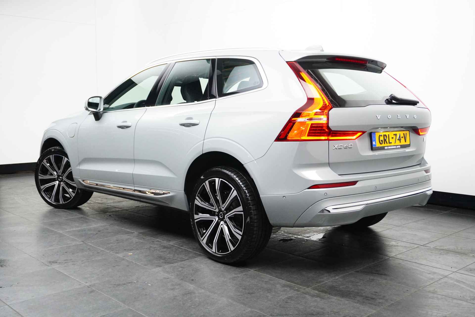 Volvo XC60 2.0 Recharge T6 AWD Ultimate Bright| Headup display| Rondom camera| Adaptive cruise| 21 inch wielenset| Panoramadak - 6/35