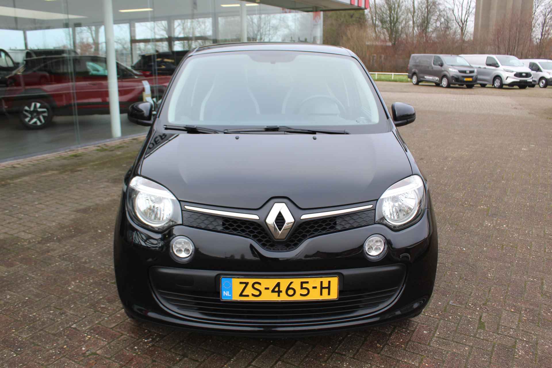 Renault Twingo 1.0 SCe Limited , 5 deurs , Airco , Cruise control , LM velgen , LED dagrijverlichting Parkeersensoren achter - 32/35