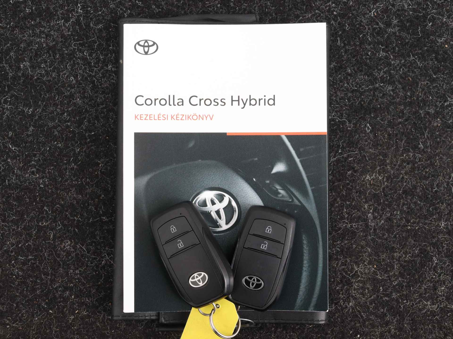 Toyota Corolla Cross 2.0 Hybrid Active Plus Limited | Winter Pack | Cloud Navigatie | Parkeersensoren | - 14/45