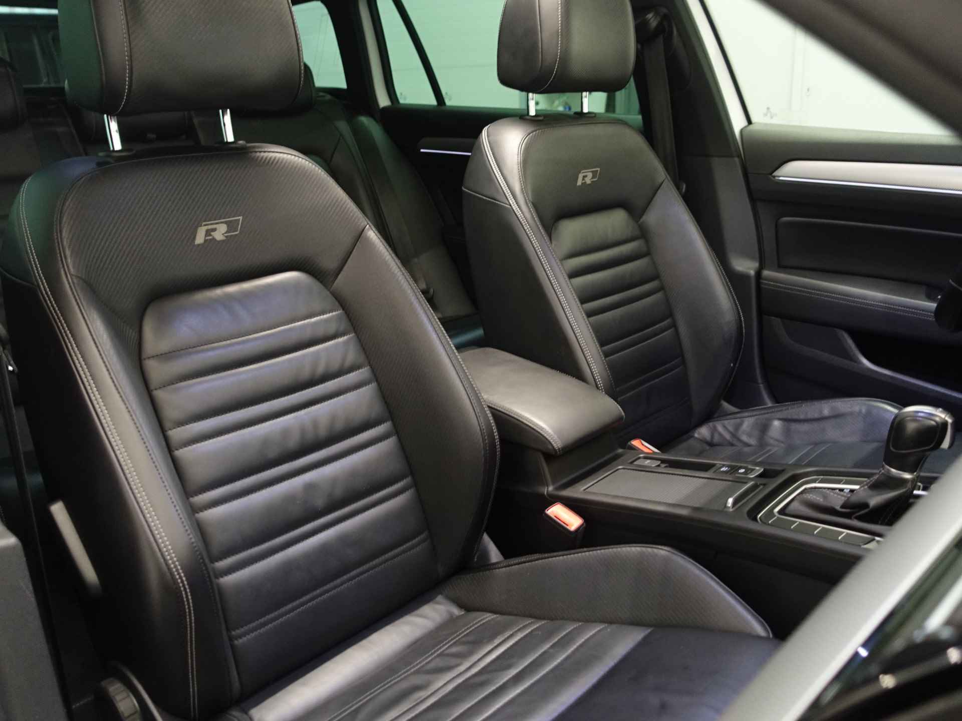 Volkswagen Passat Variant 1.4 TSI R-Line+ Aut- Virtual Cockpit, Panodak, Ergo Comfort, Xenon Led, Carplay - 47/48