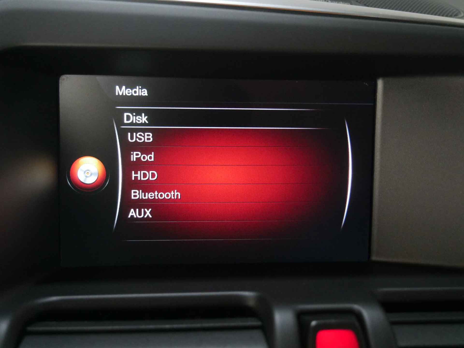 Volvo XC60 T5 245PK AUT8 R-Design, Panorama-dak, Cruise control adaptief, Parkeersensor achter/ voor, Regensensor, Dodehoek detectie, Koplampen adaptief, Stuurwiel verwarmd, DAB+, Elektrisch bedienbare achterklep, Elektrisch verstelb. voorstoelen. - 35/45