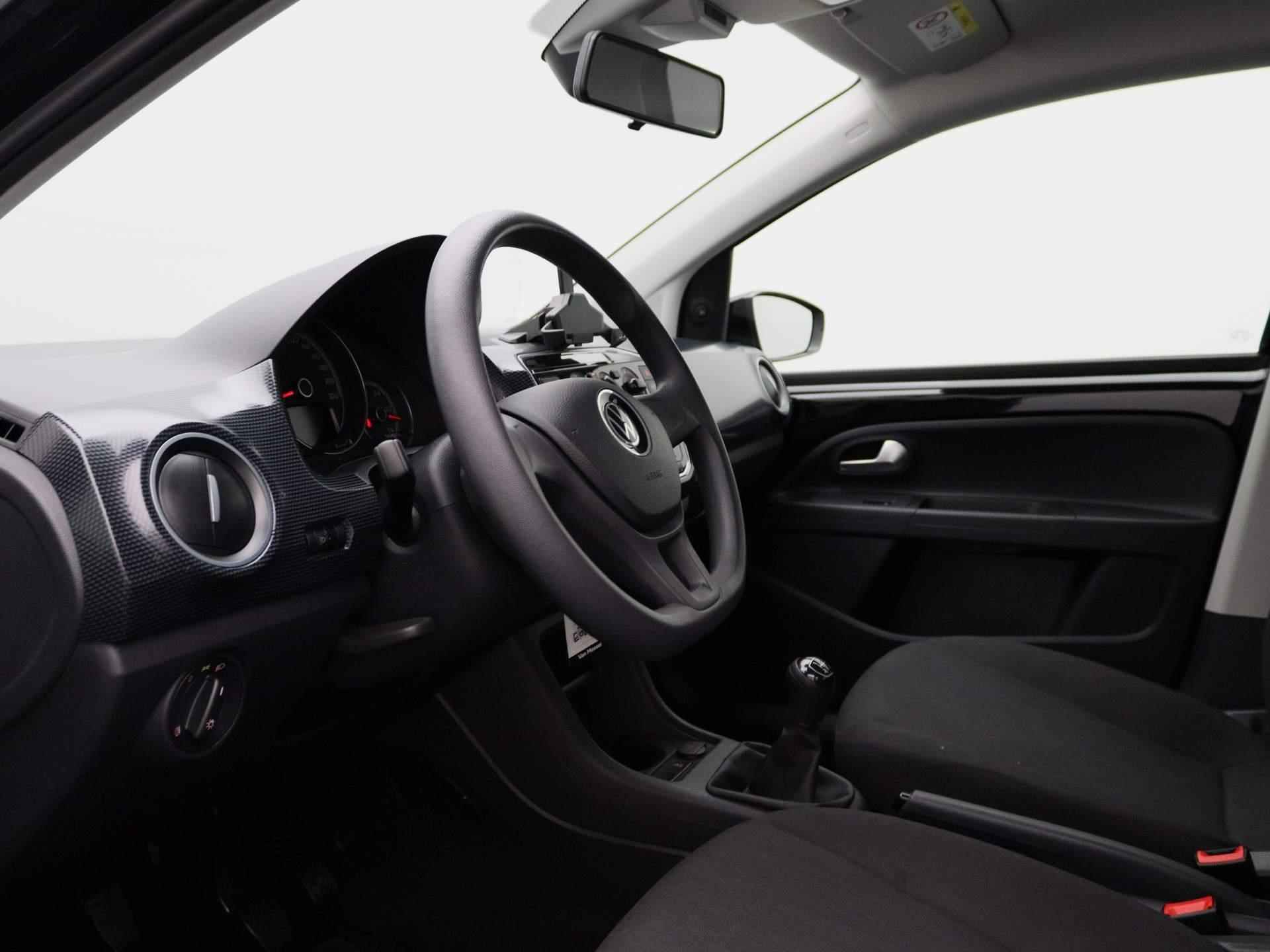 Volkswagen Up! 1.0 BMT take up! 60 PK | Airco | Bluetooth | Telefoonhouder | Elektrische ramen | LED dagrijverlichting | Buitenspiegels elektrisch verstel- en verwarmbaar | - 22/26