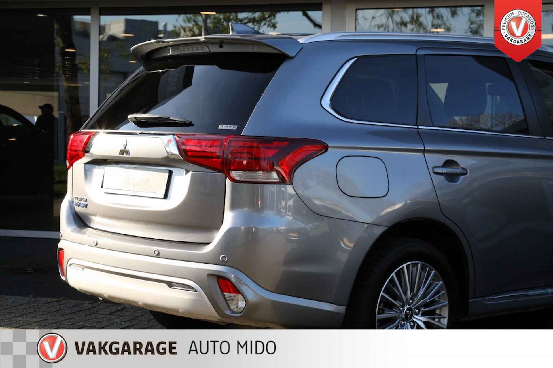 Mitsubishi Outlander 2.4 PHEV Intense 4WD -Adaptieve Cruise Control- -1e eigenaar- - 40/60