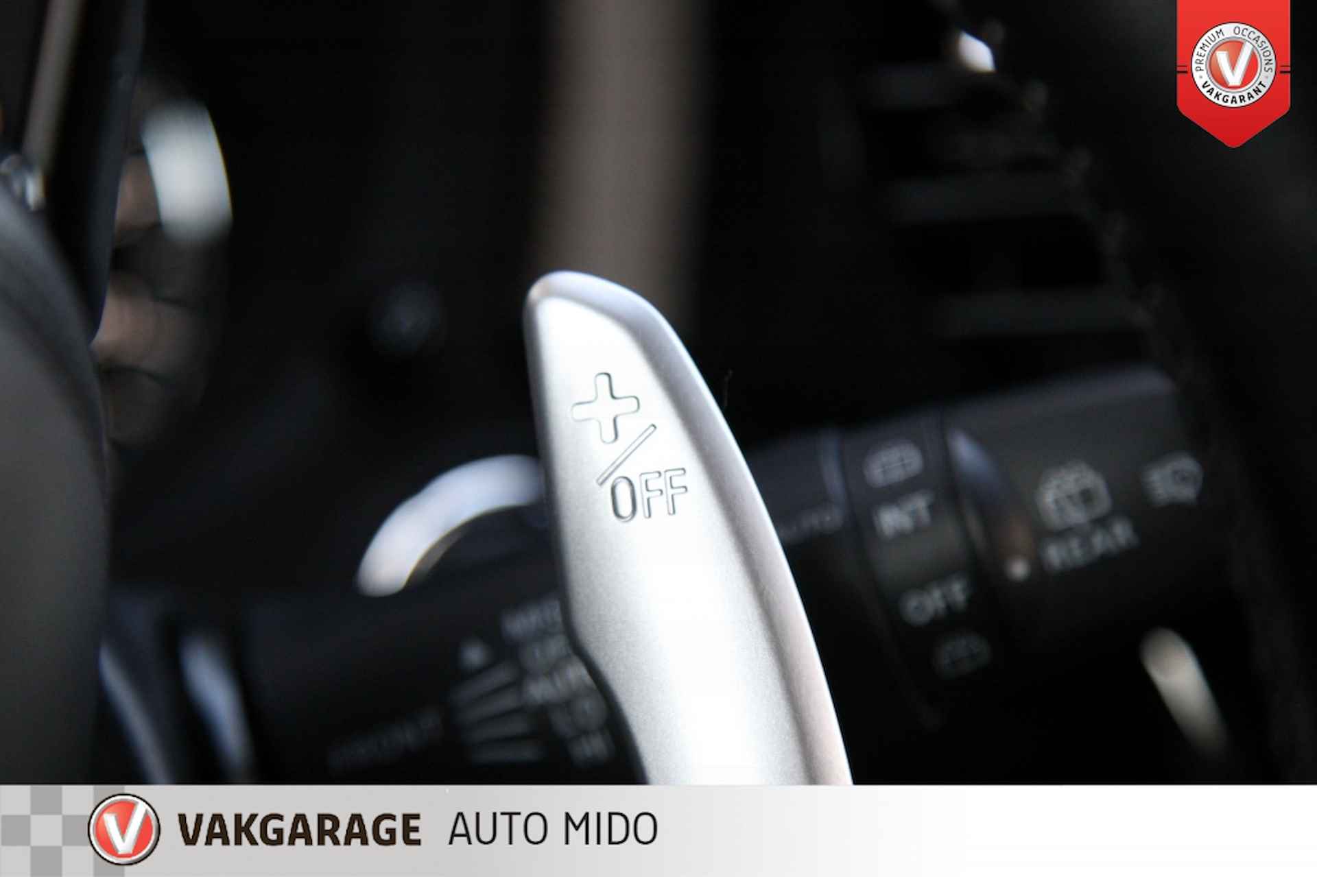 Mitsubishi Outlander 2.4 PHEV Intense 4WD -Adaptieve Cruise Control- -1e eigenaar- - 49/60