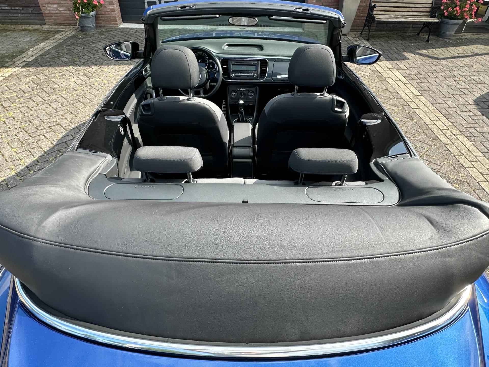 Volkswagen Beetle Cabriolet 1.4 TSI Sport - 13/30