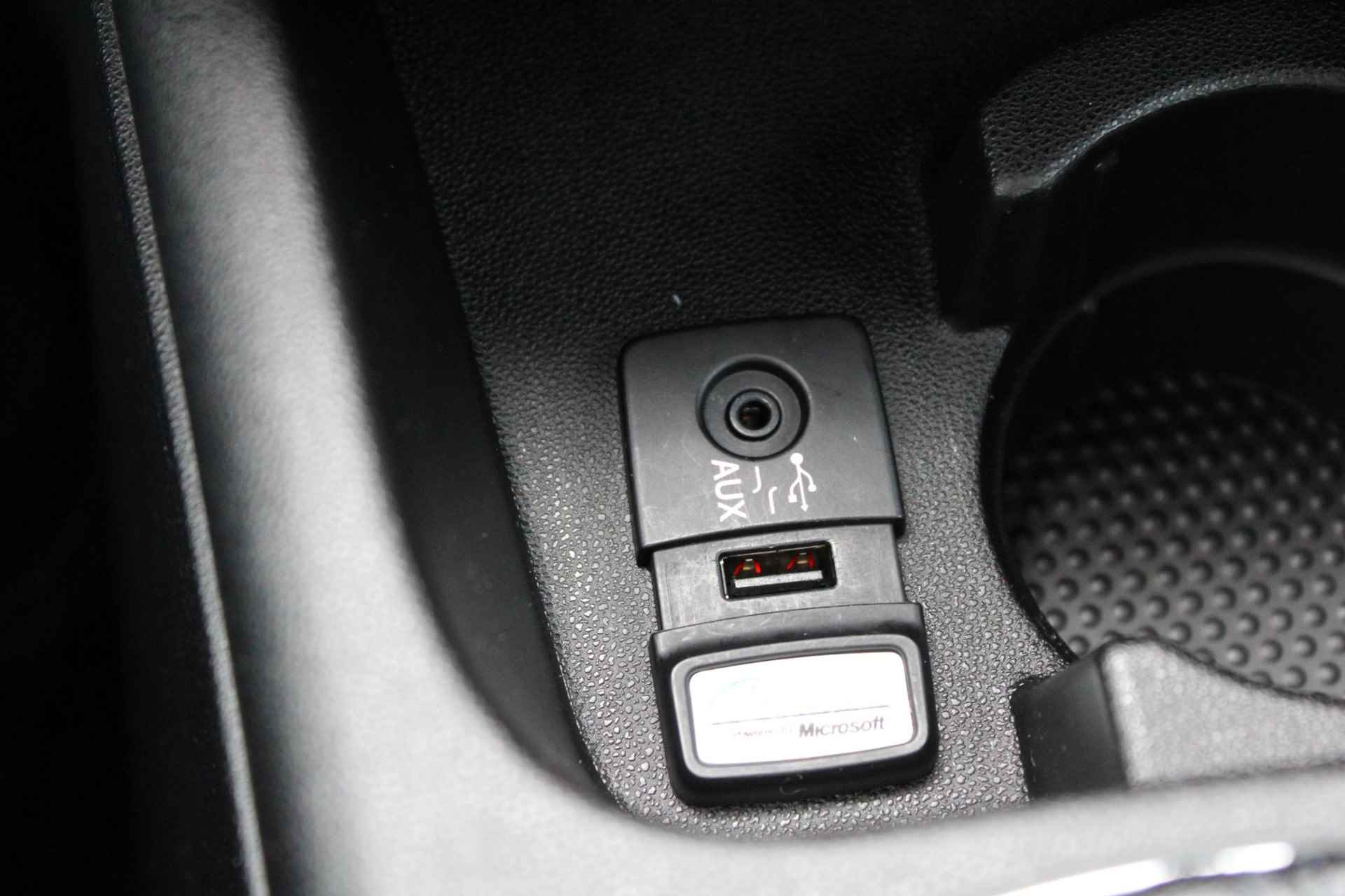 Fiat Punto Evo 0.9 TwinAir Pop | Climate Control | Cruise Control | Lichtmetalen Velgen | Navigatie | Bluetooth - 24/26