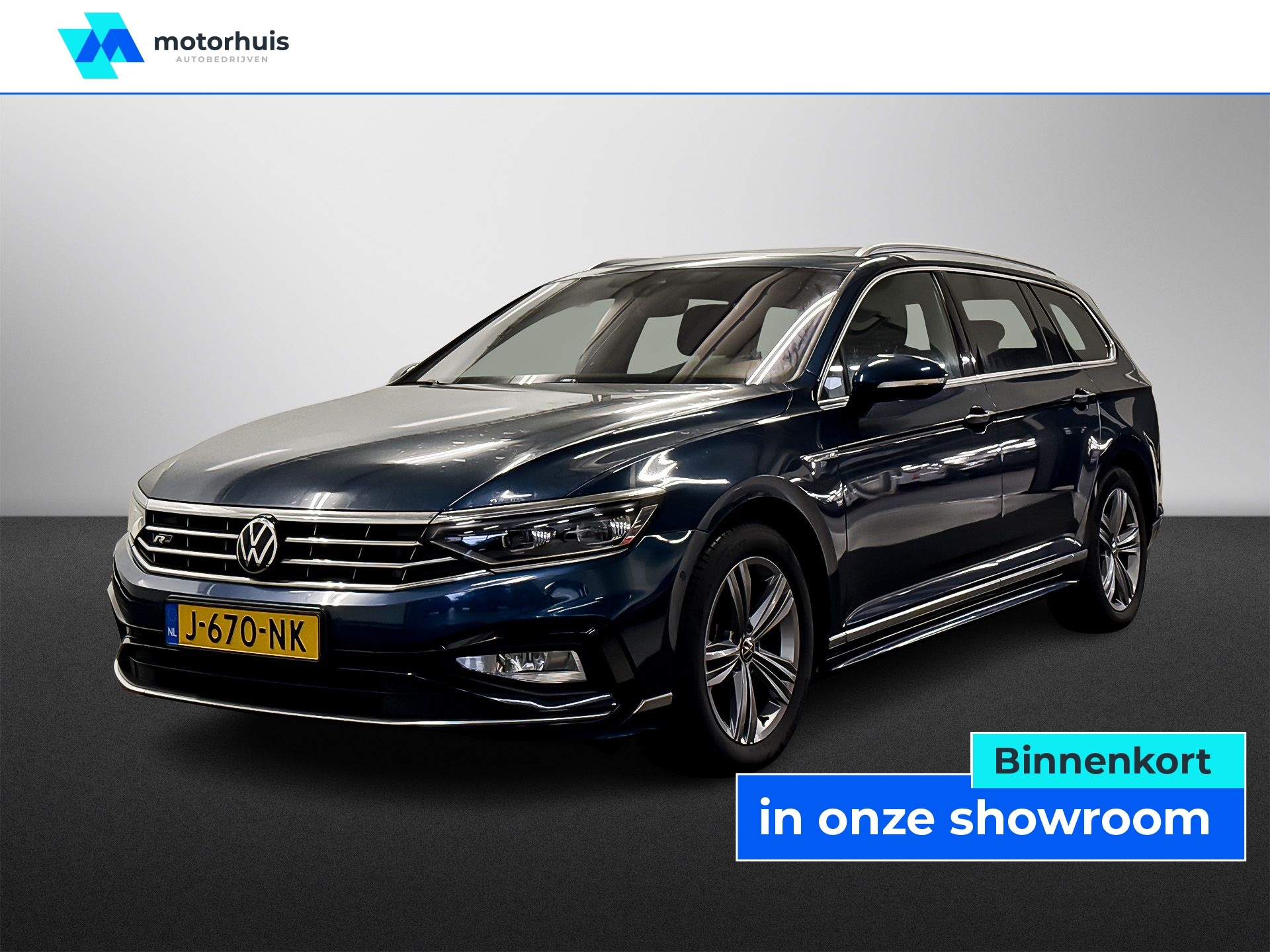 Volkswagen Passat Variant 1.5 TSI 150PK AUTOMAAT 3X R-LINE PANO VIRTUAL LEDER TREKHAAK NAP