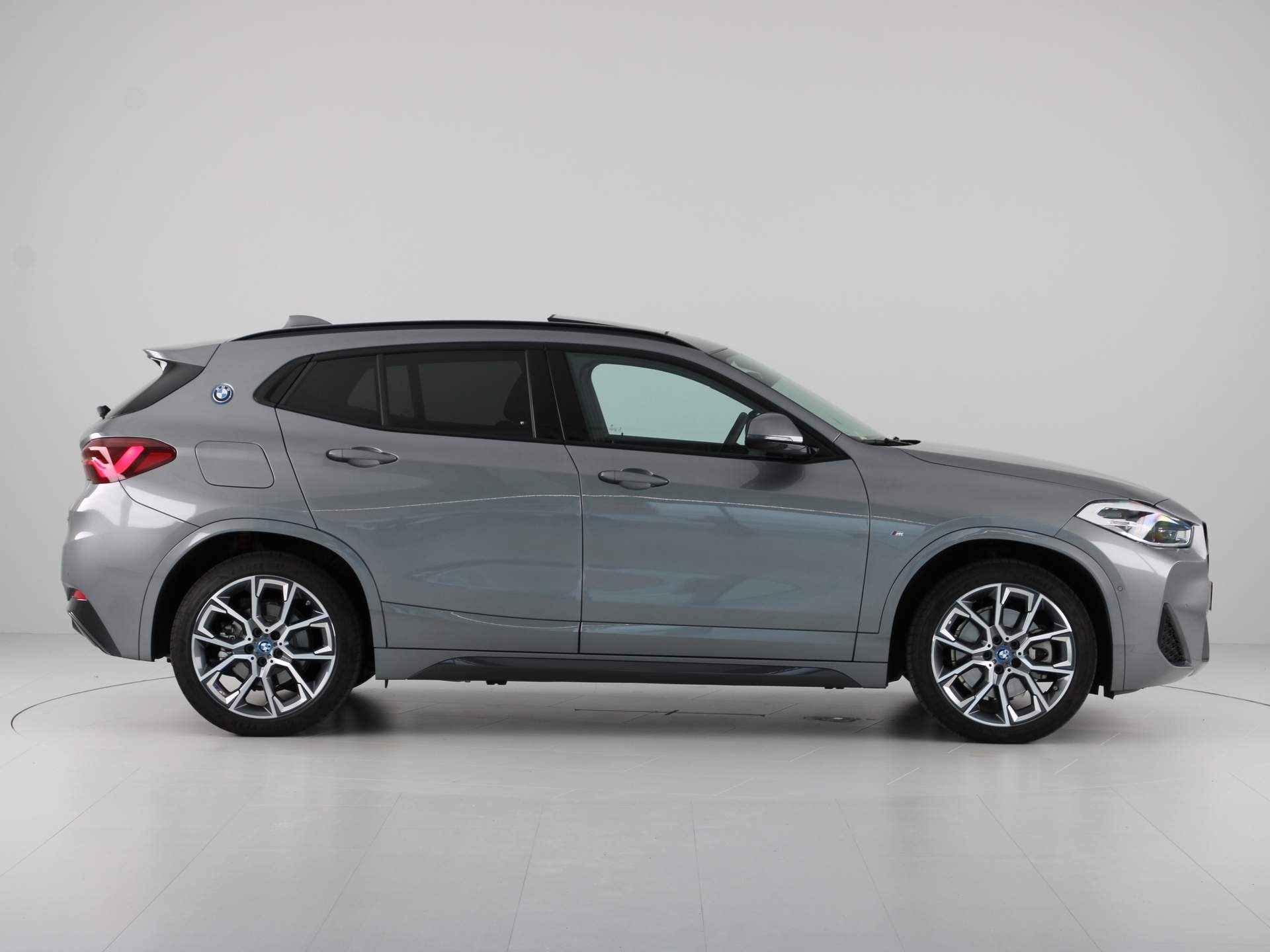 BMW X2 xDrive25e M-Sport - 9/24