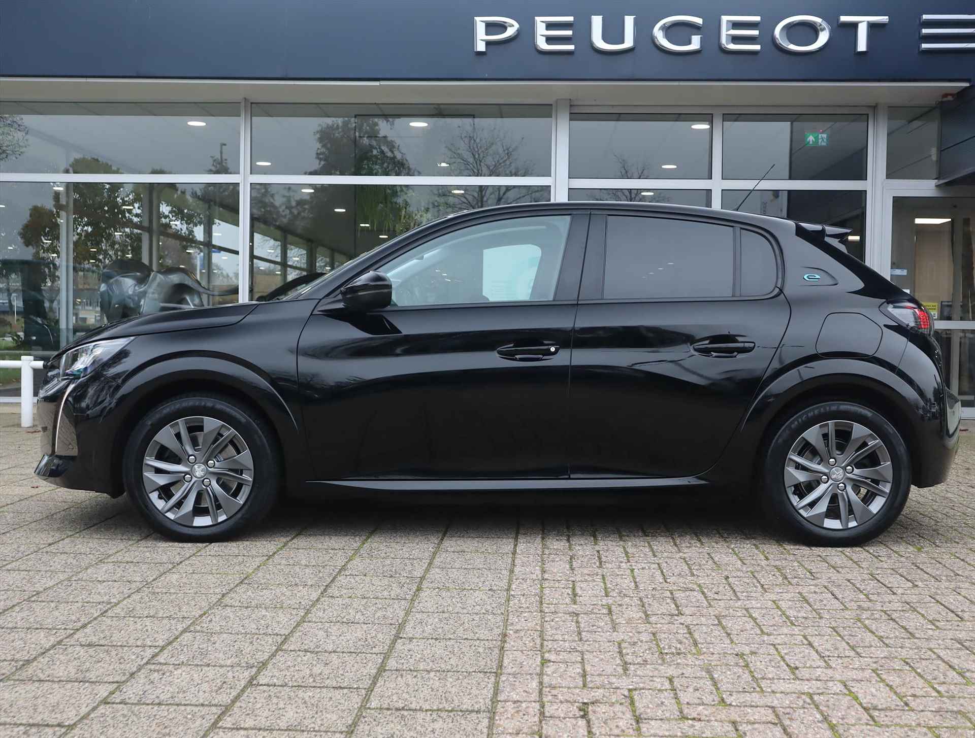 PEUGEOT e-208 Allure Pack EV 50kWh 136pk, Rijklaarprijs, Navigatie Camera Adaptieve cruise control 3-Fase - 2/68