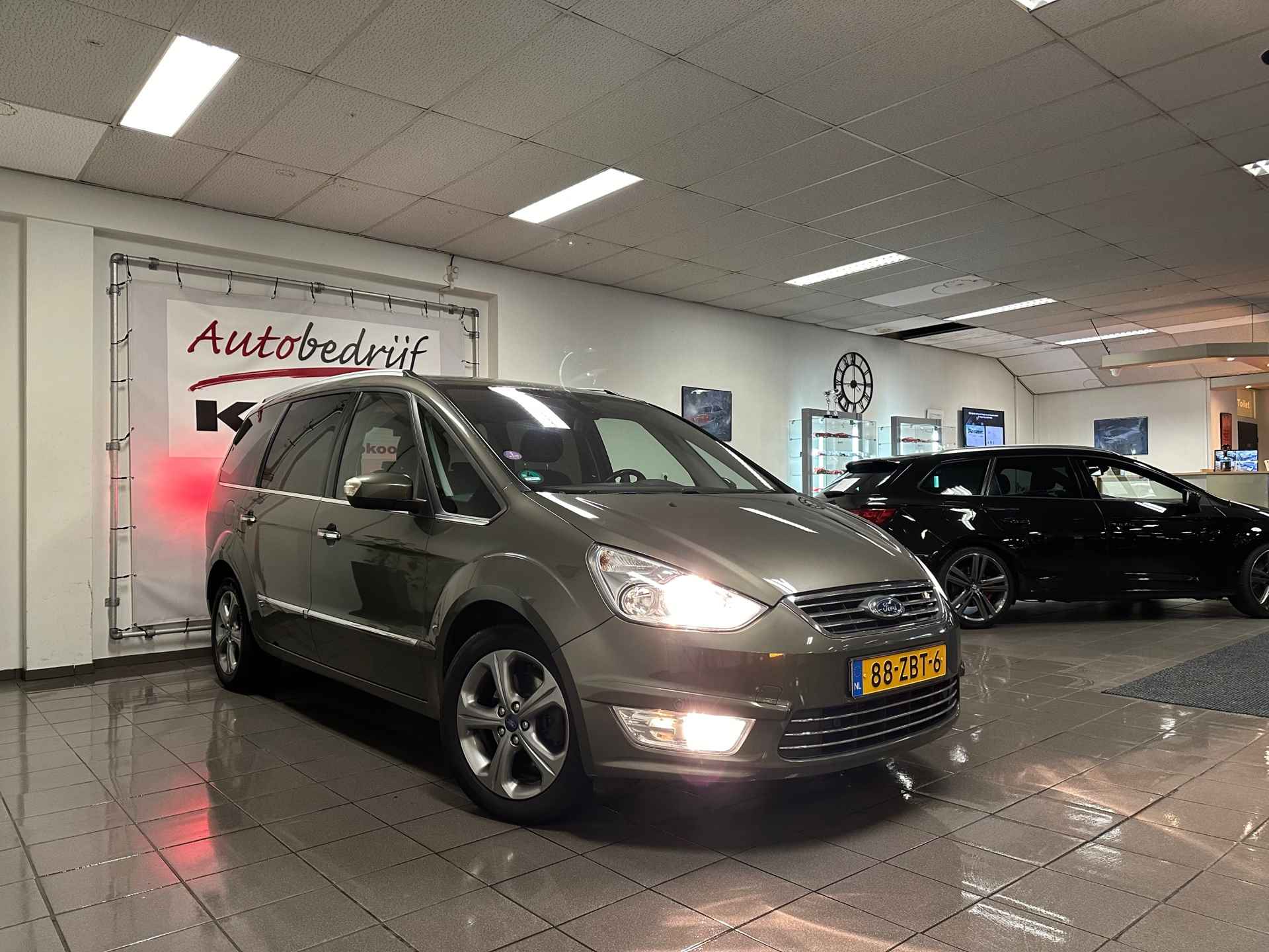 Ford Galaxy 1.6 SCTi Titanium * Navigatie / Parkeersensoren / Cruise control / NL Auto * - 7/23