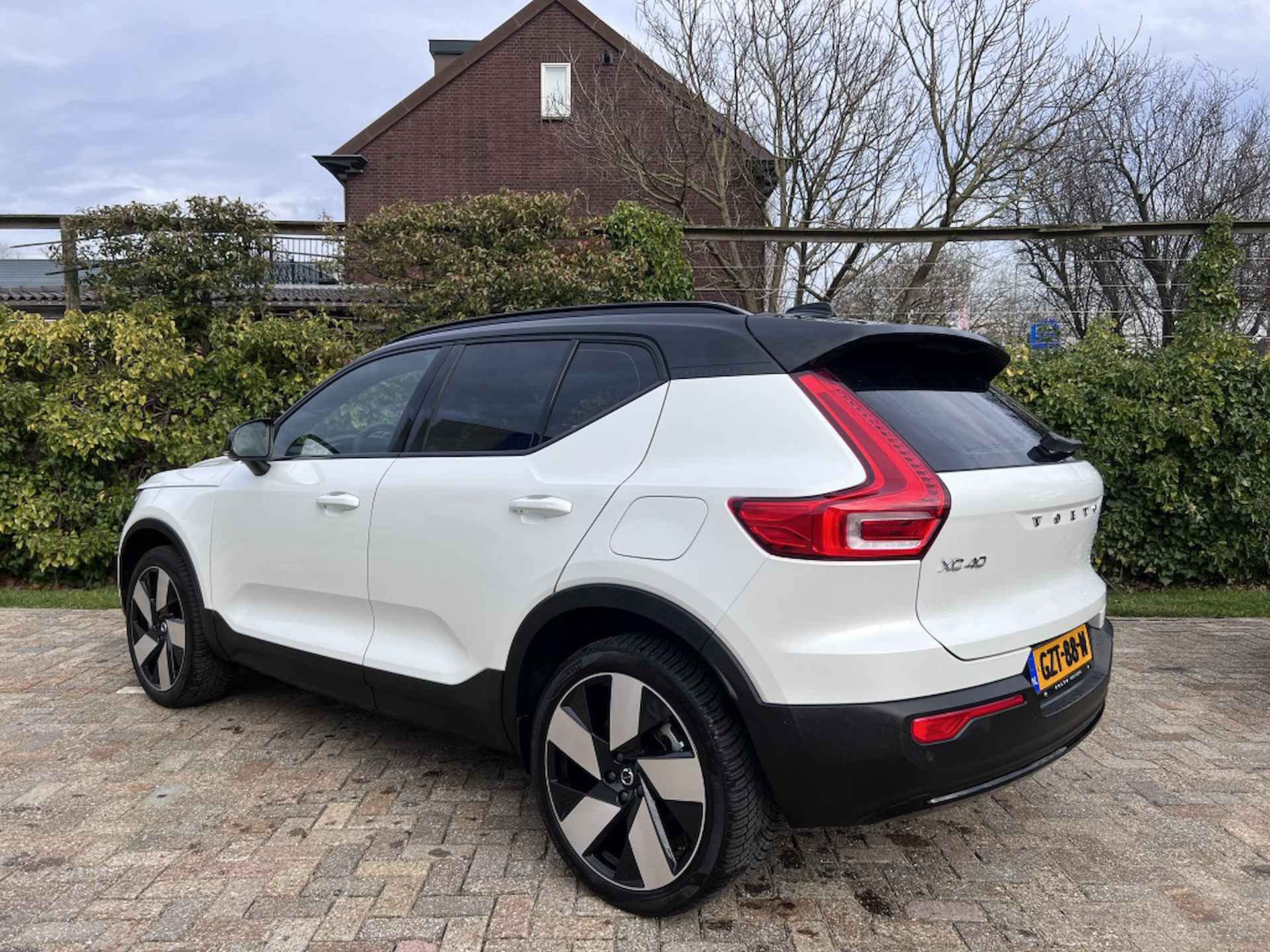 Volvo XC40 Extended Ult. 82 kWh | Schuif-/Kanteldak | Stoelgeheugen | - 3/24