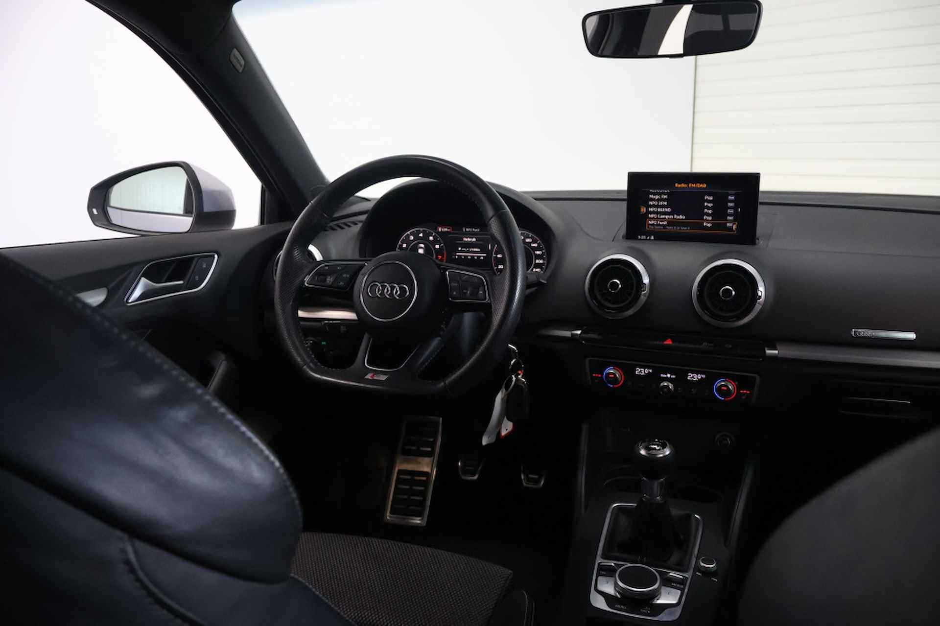 Audi A3 Sportback 35 TFSI S-Line | Carplay | Stoelverwarming - 27/28