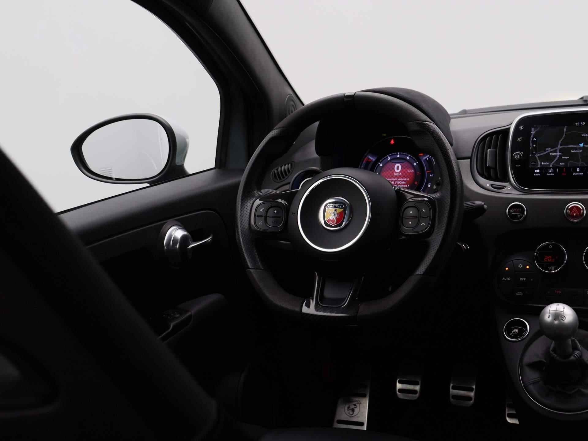 Abarth 695 1.4 T-Jet Abarth Esseesse 70th Anniversary | 695 | Half-Leder | Verstelbare Spoiler | Sportstoelen | Navigatie | - 10/42