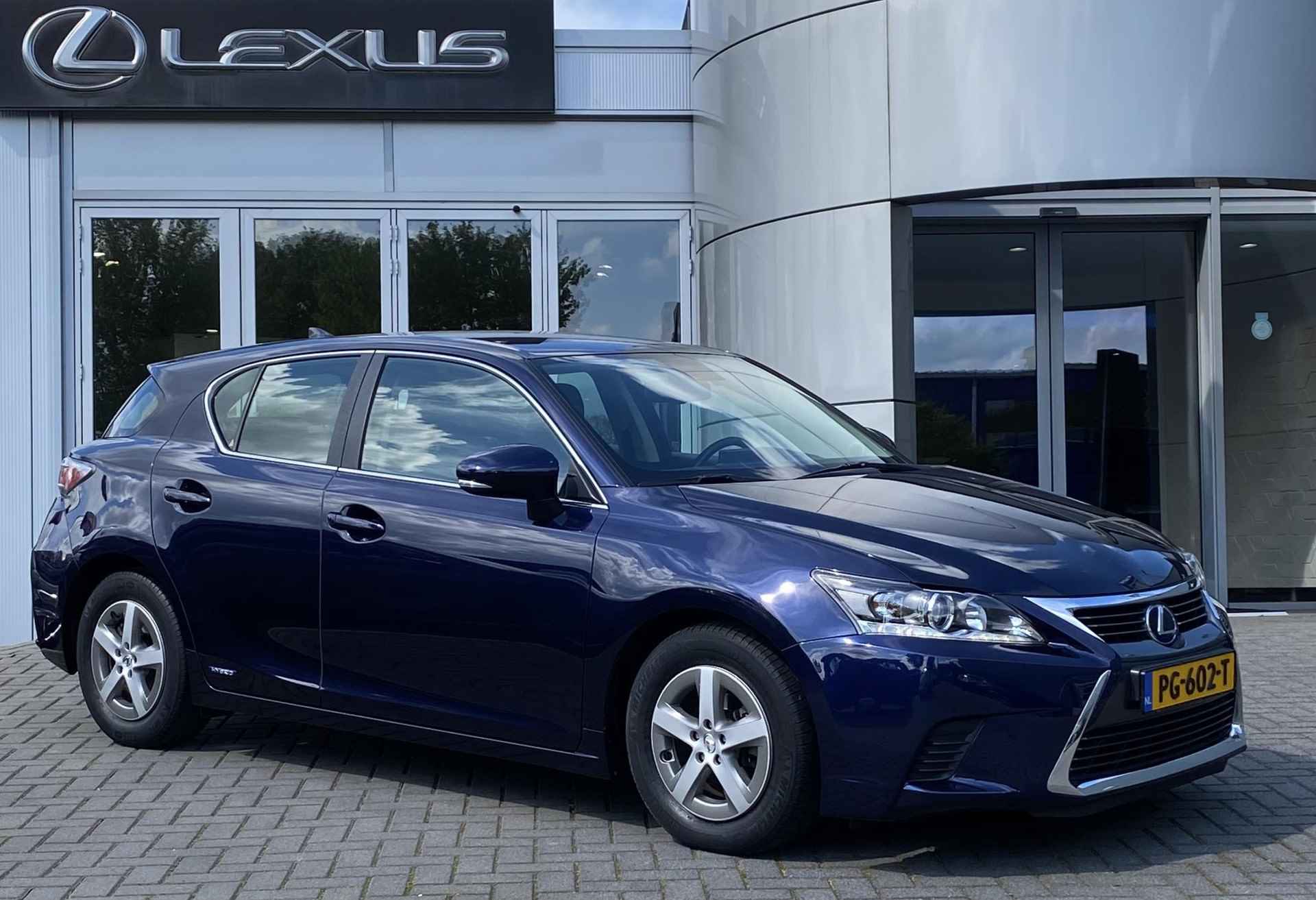 Lexus CT 200h NL-AUTO TREKHAAK CRUISE CAMERA NAVI BLUETOOTH - 1/32