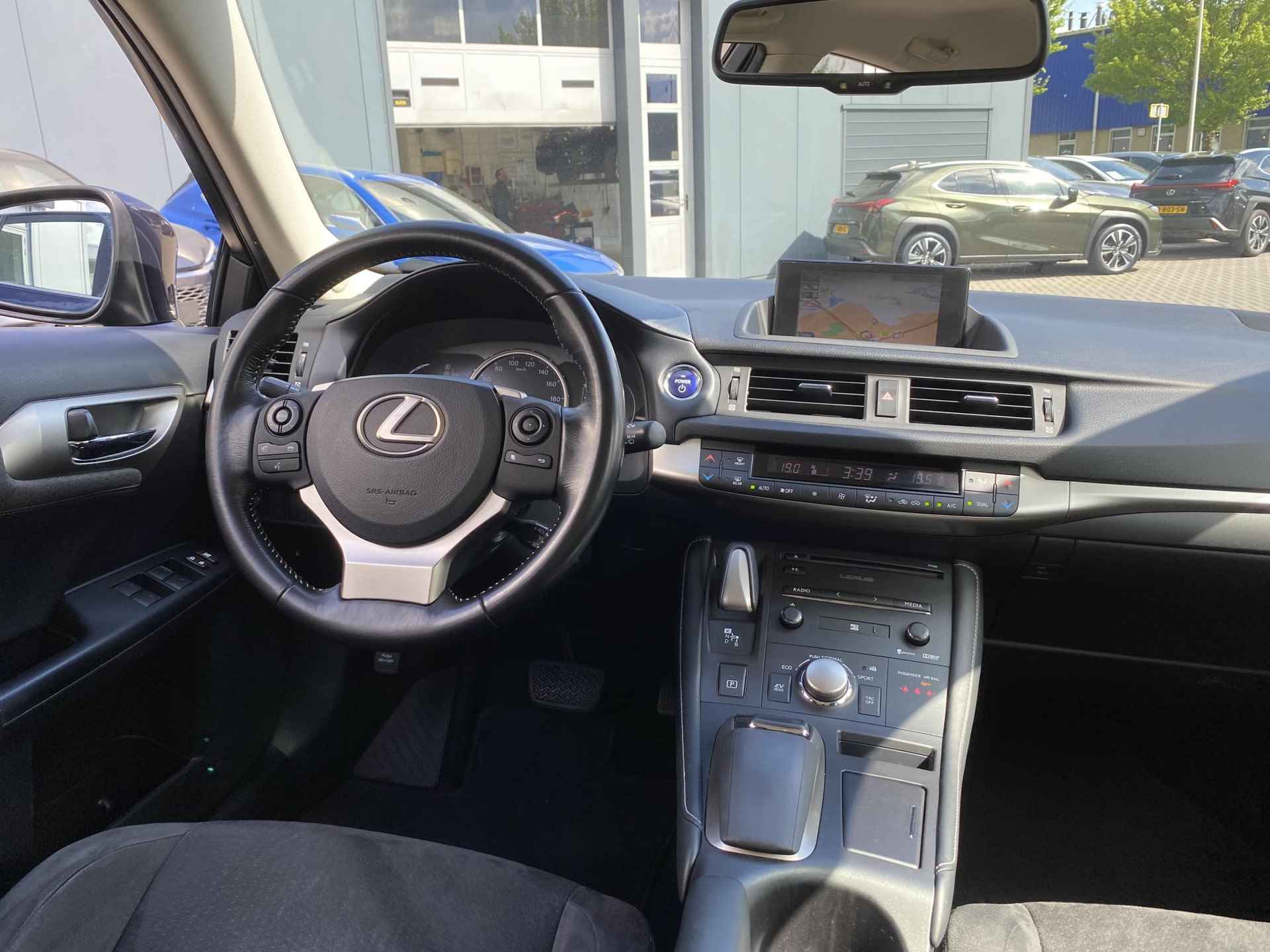 Lexus CT 200h NL-AUTO TREKHAAK CRUISE CAMERA NAVI BLUETOOTH - 26/32