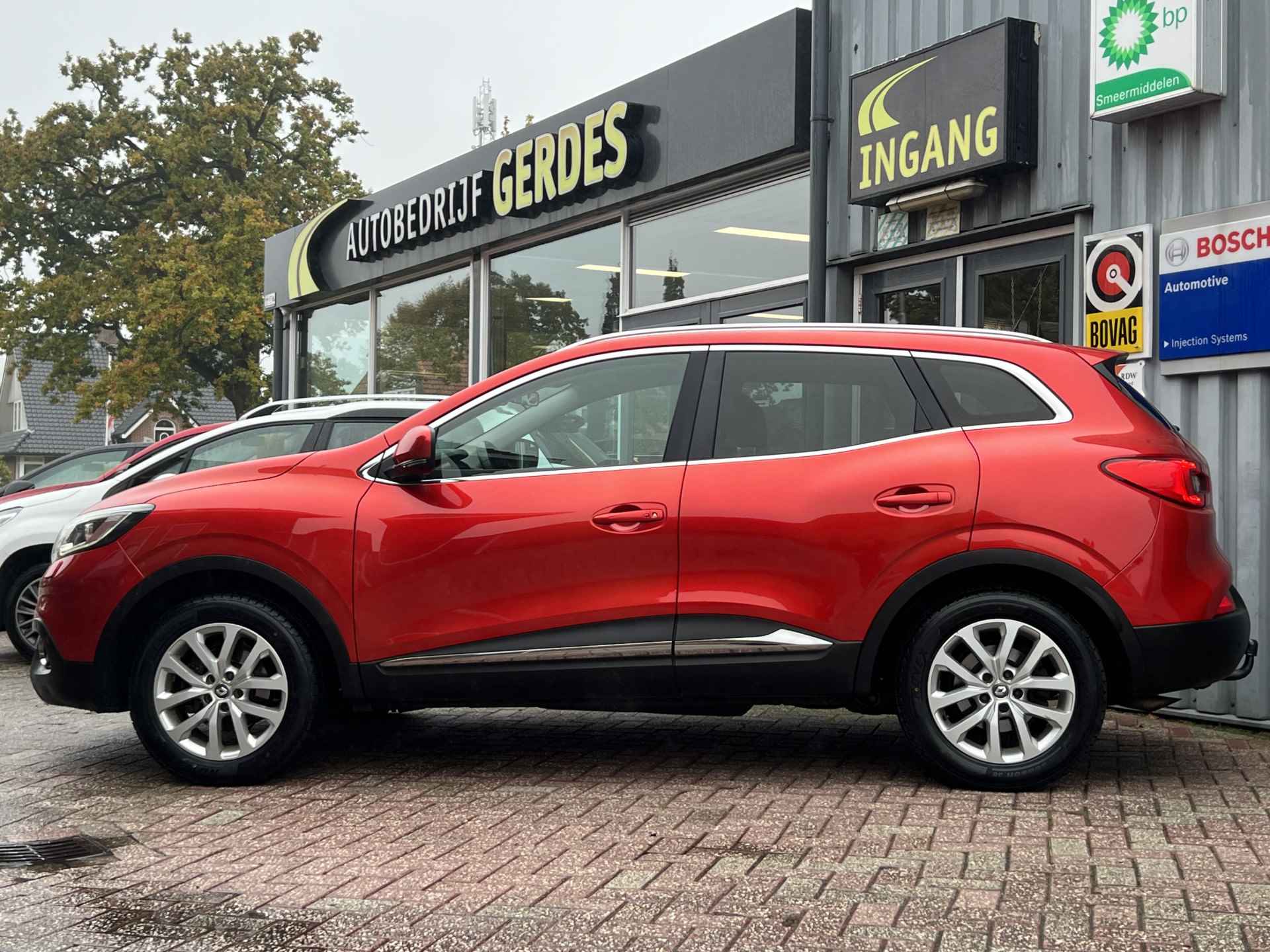 Renault Kadjar 1.2 TCe Intens | TREKHAAK | NAVIGATIE | KEYLESS ENTRY | - 3/25