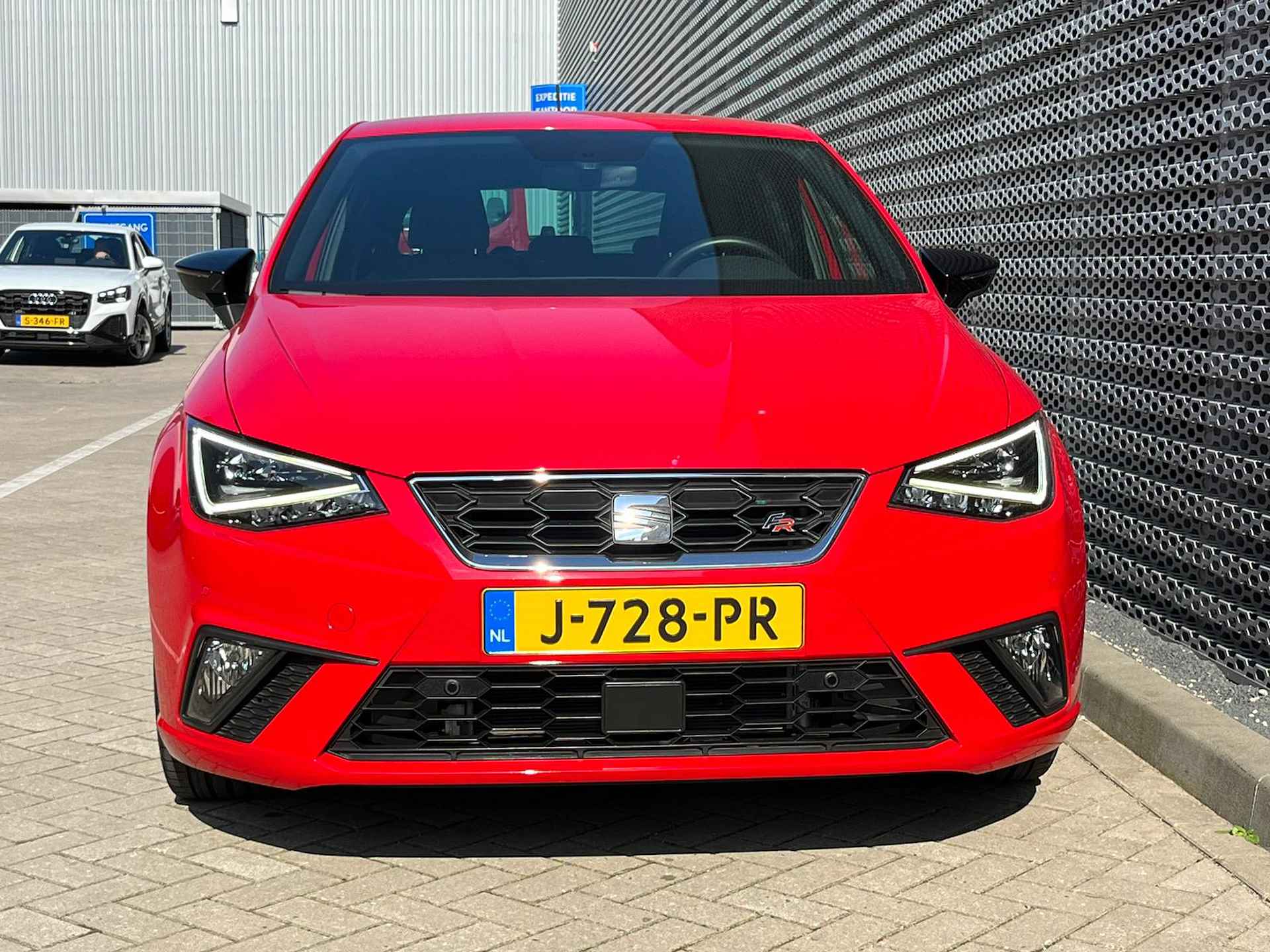 SEAT Ibiza 1.0 TSI FR Limited Edition / 18" LMV / Achteruitrijcamera / Stoelverwarming / Digitale Cockpit / LED ** - 11/33