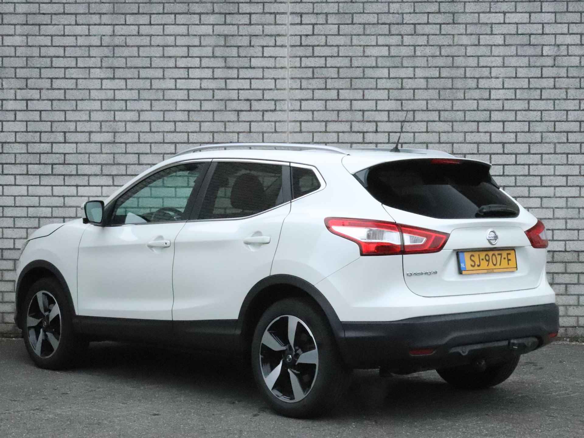 Nissan Qashqai 1.2 DIG-T 115 N-Connecta | Panoramadak | Trekhaak - 7/33